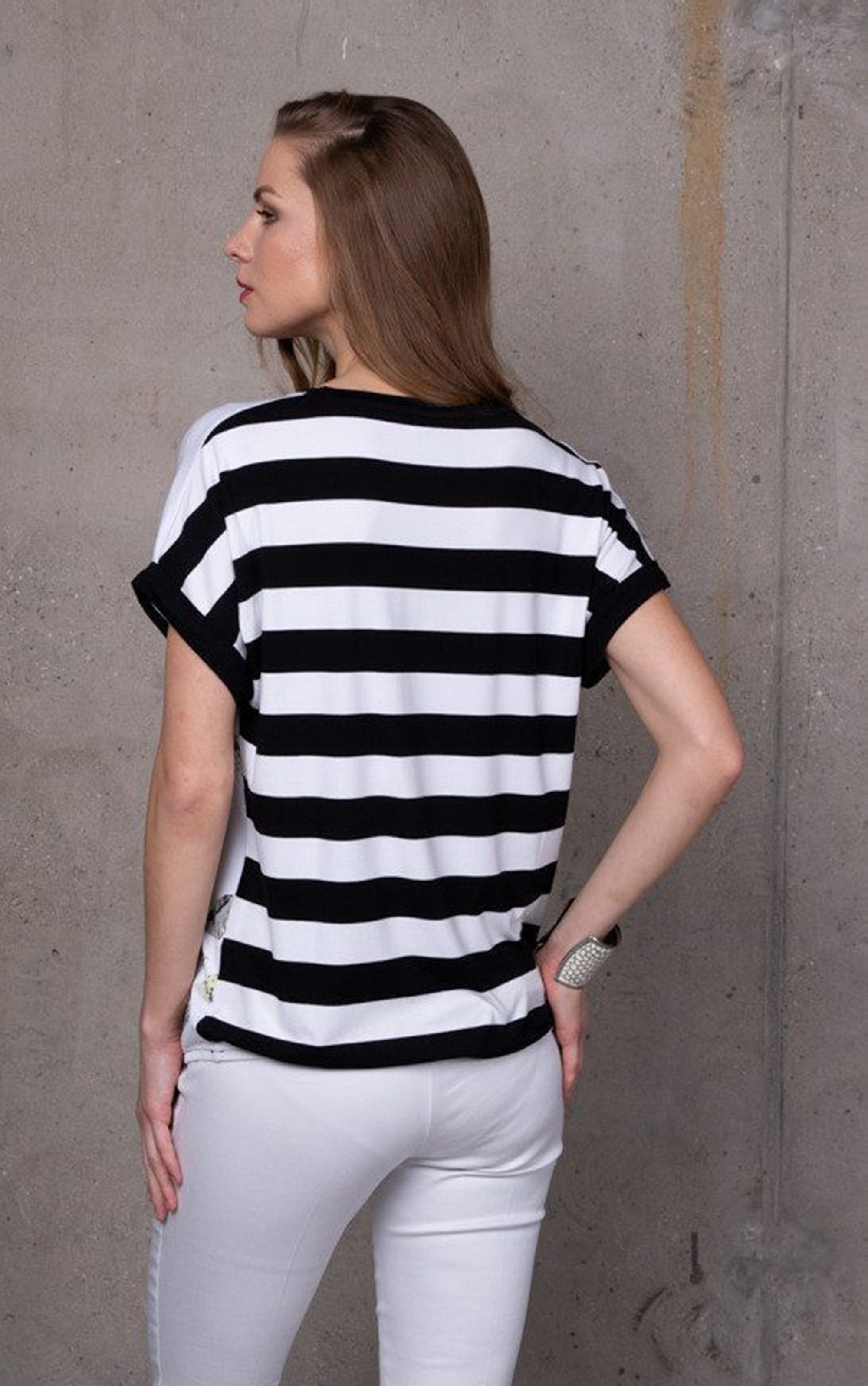 T-Shirt mit floralem Print und Streifendetails