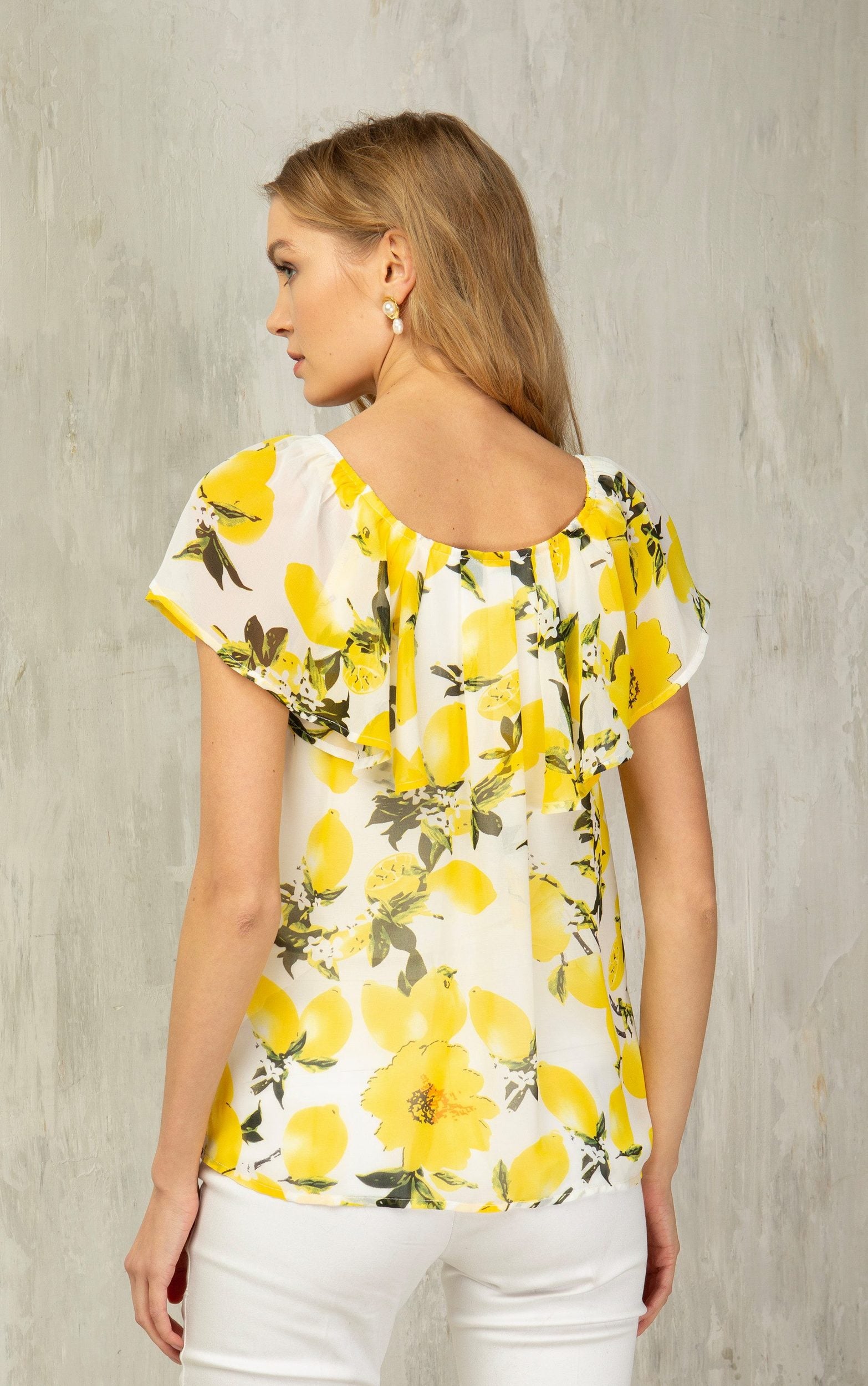 Chiffontunika mit Zitronenprint