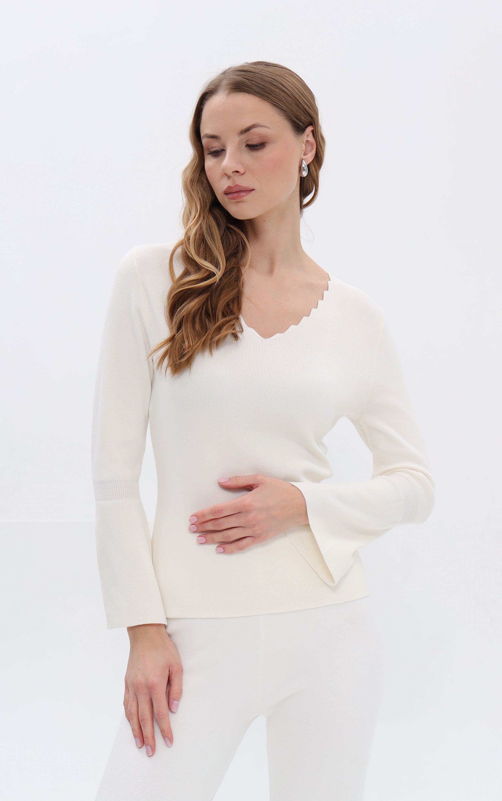 Pullover mit ausgestellten Ärmeln