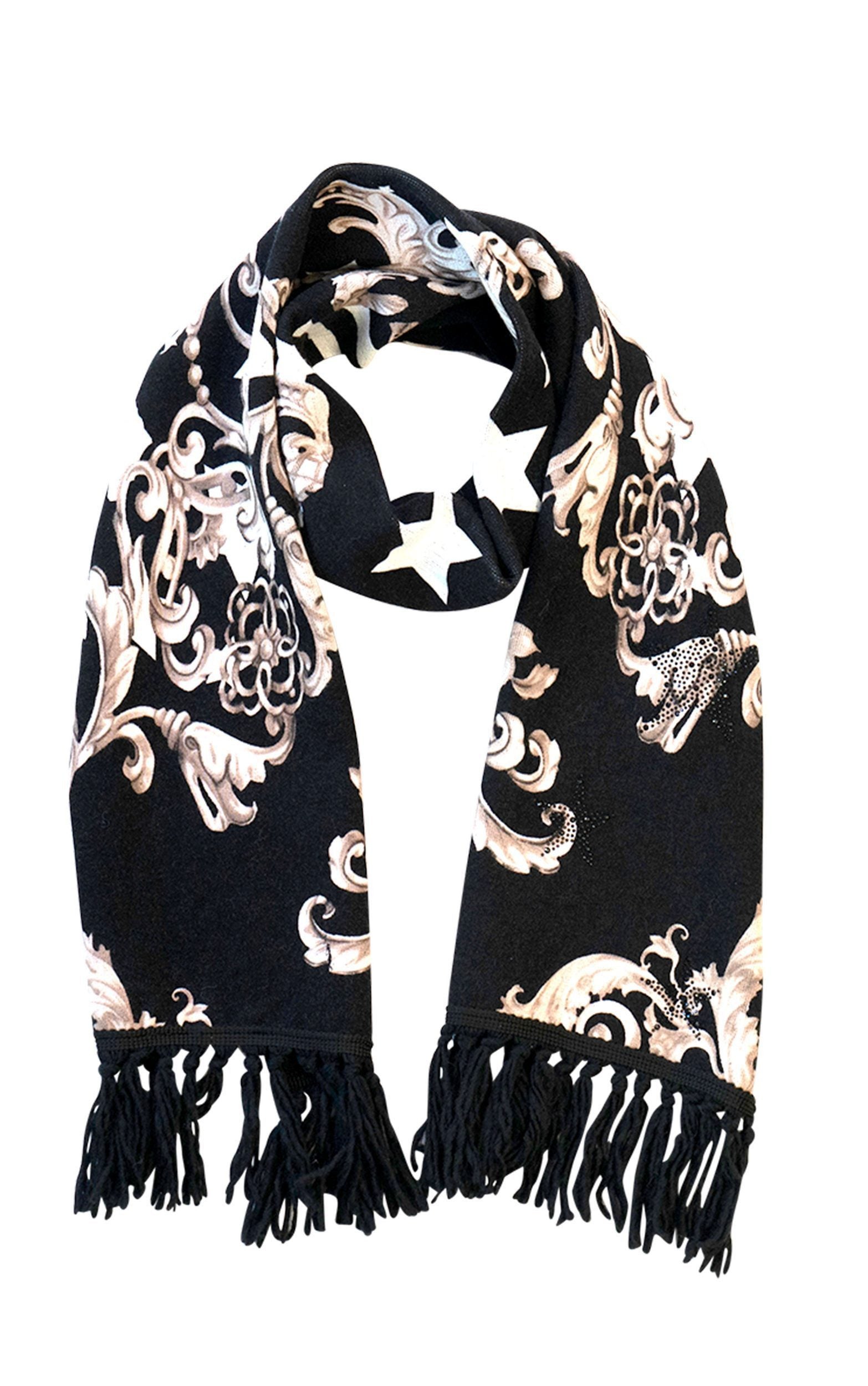 Kuscheliger Schal mit floralen Ornamenten und Quasten