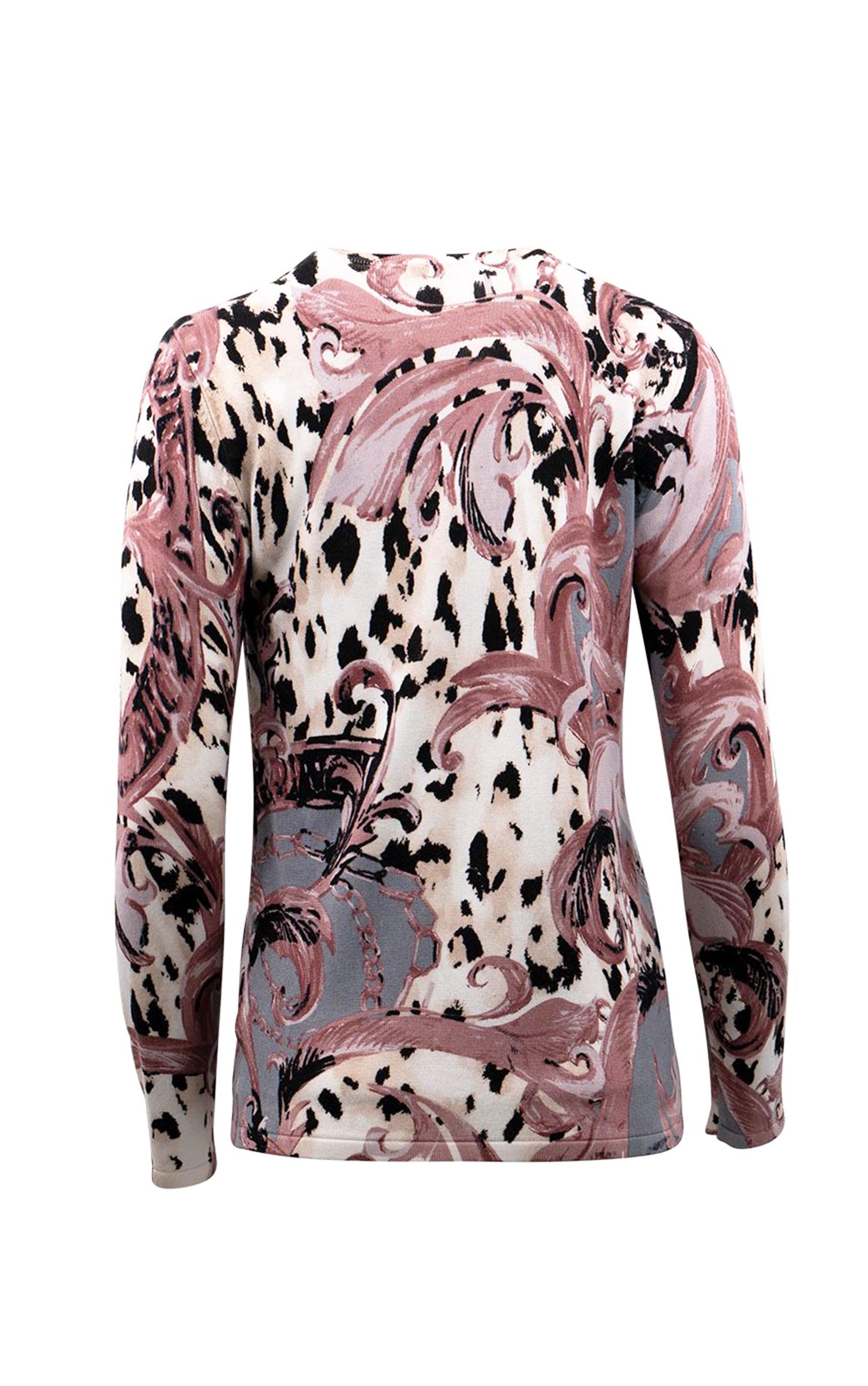 Twinset mit Mix and Match aus Ornamenten und abstraktem Leo