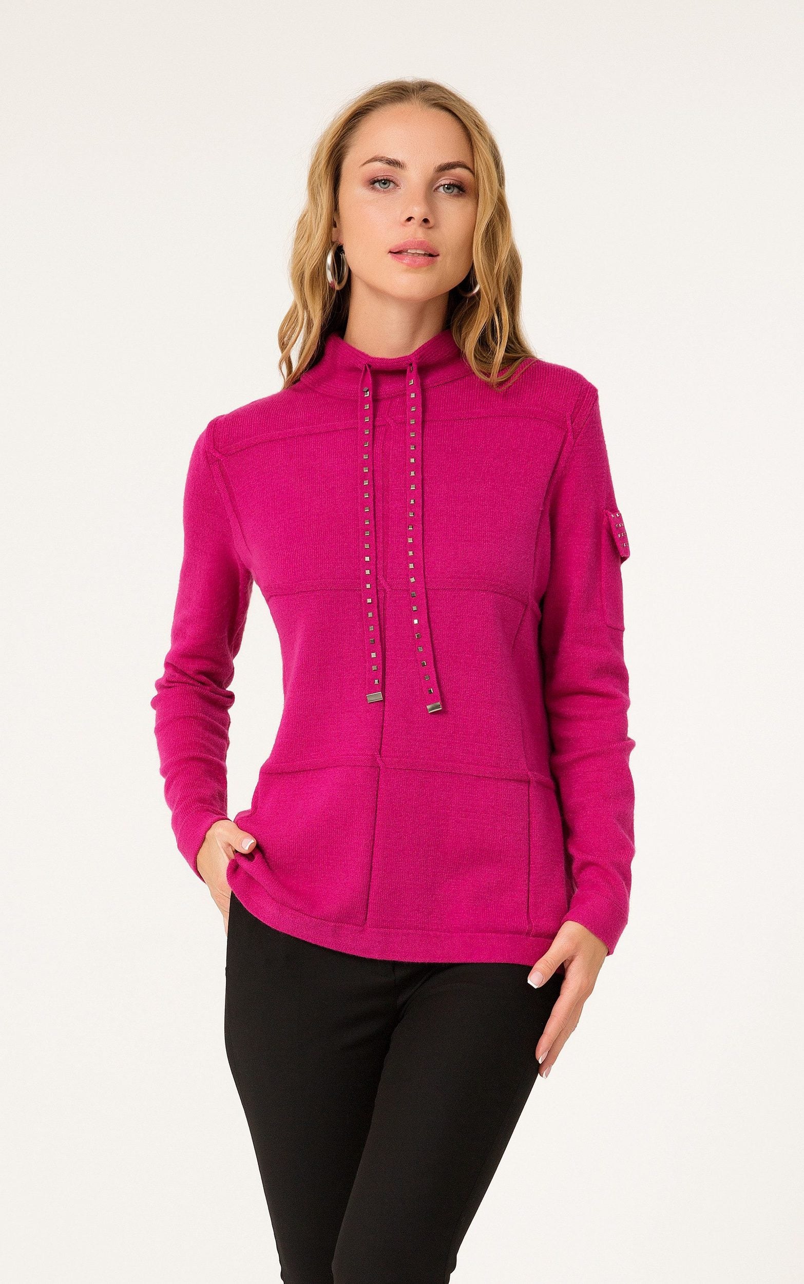 Sweatshirt mir Taschendetails und Strasssteinen