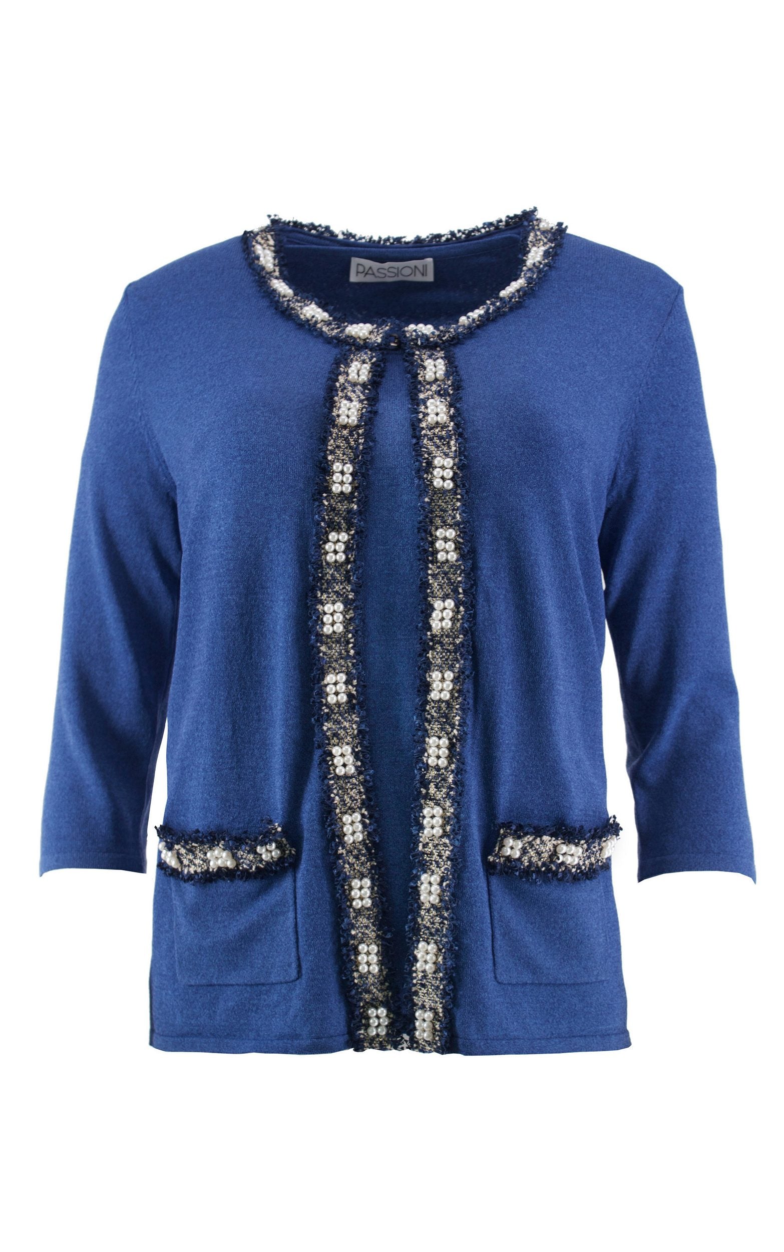 Twinset mit Bouclé- und Perlenbesatz