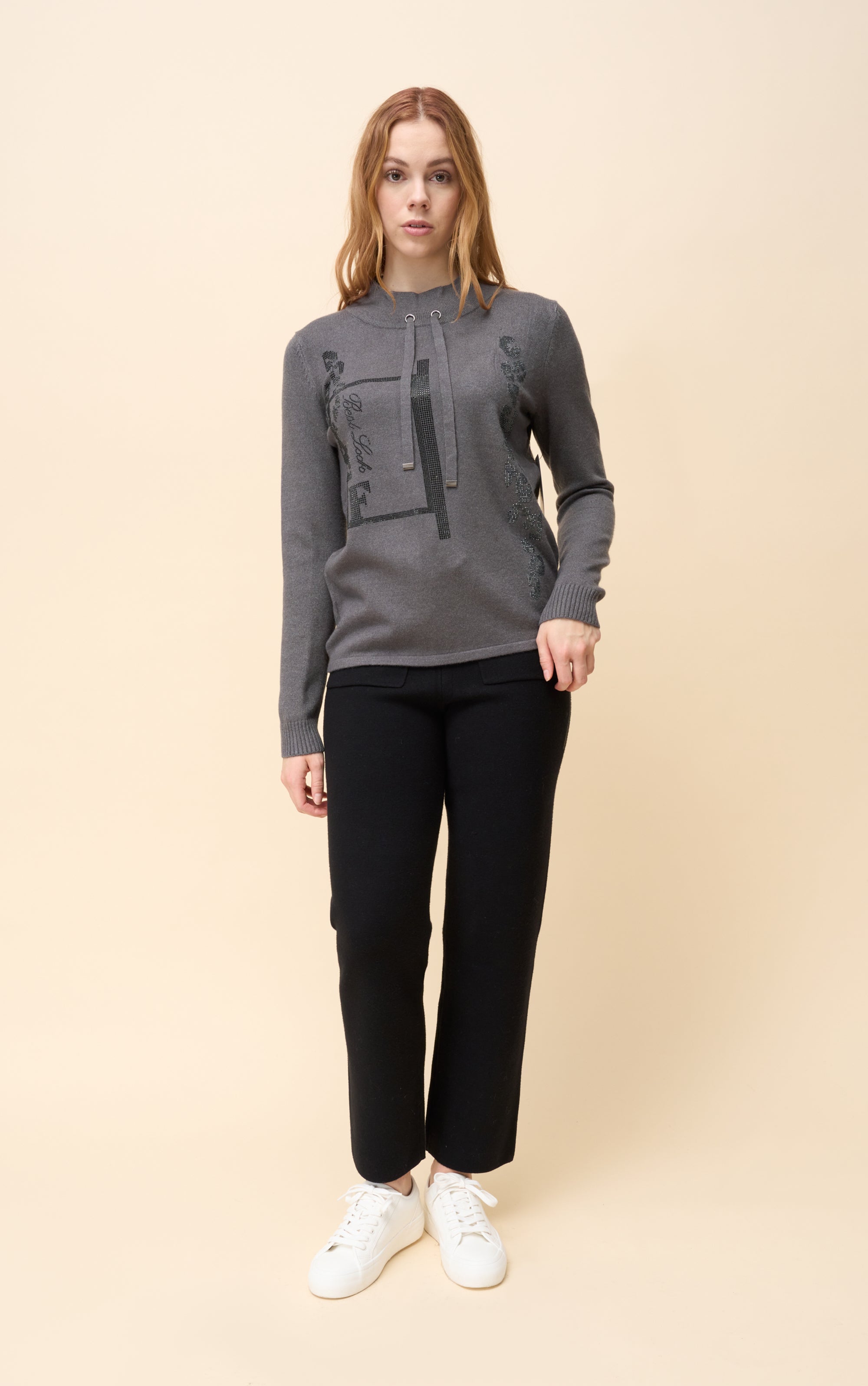 Strickpullover mit Strassdetails, Stehkragen und Zugglaschen