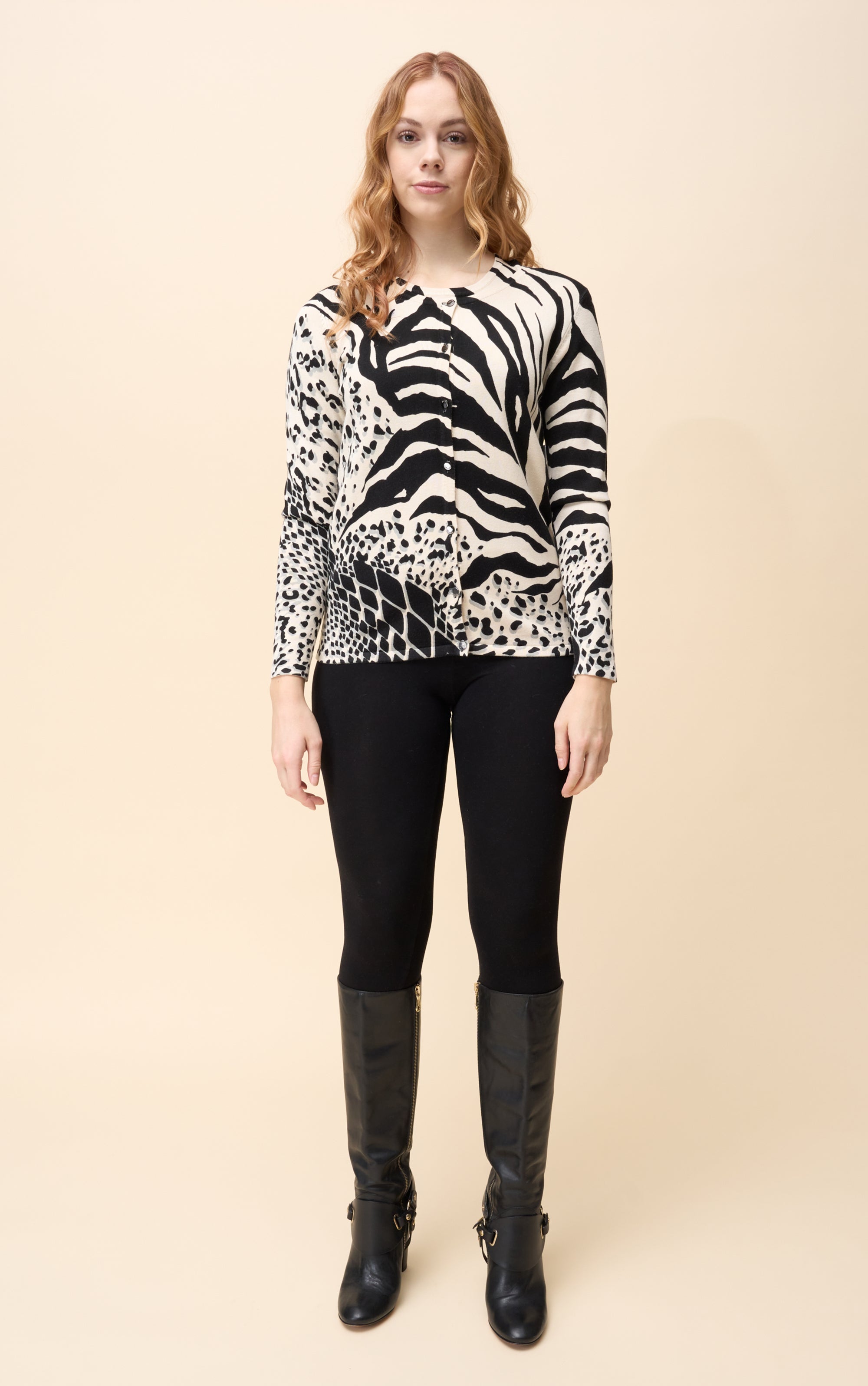 Twinset im grafischen Animalprint