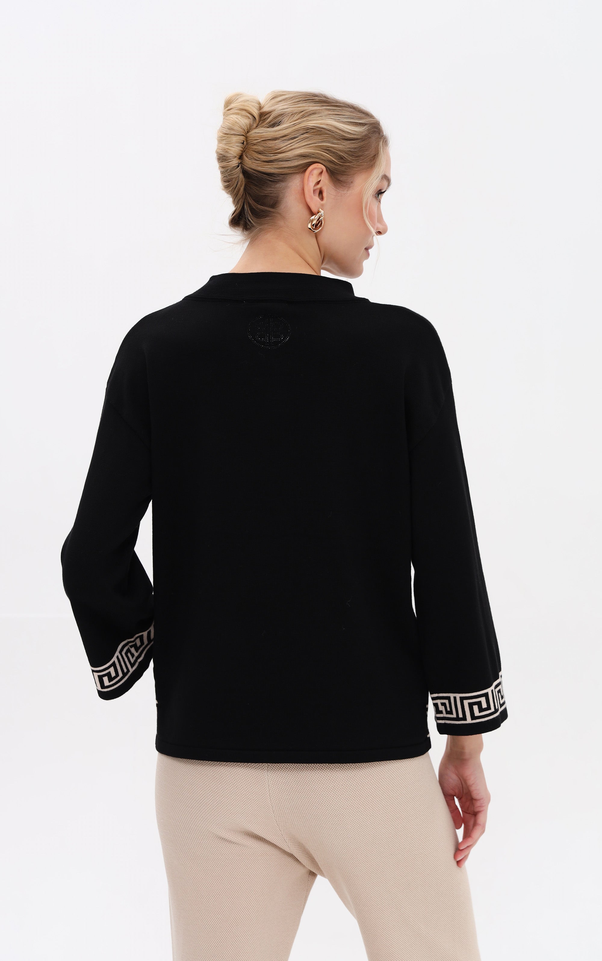 Pullover mit Zebraprint und Stehkragen