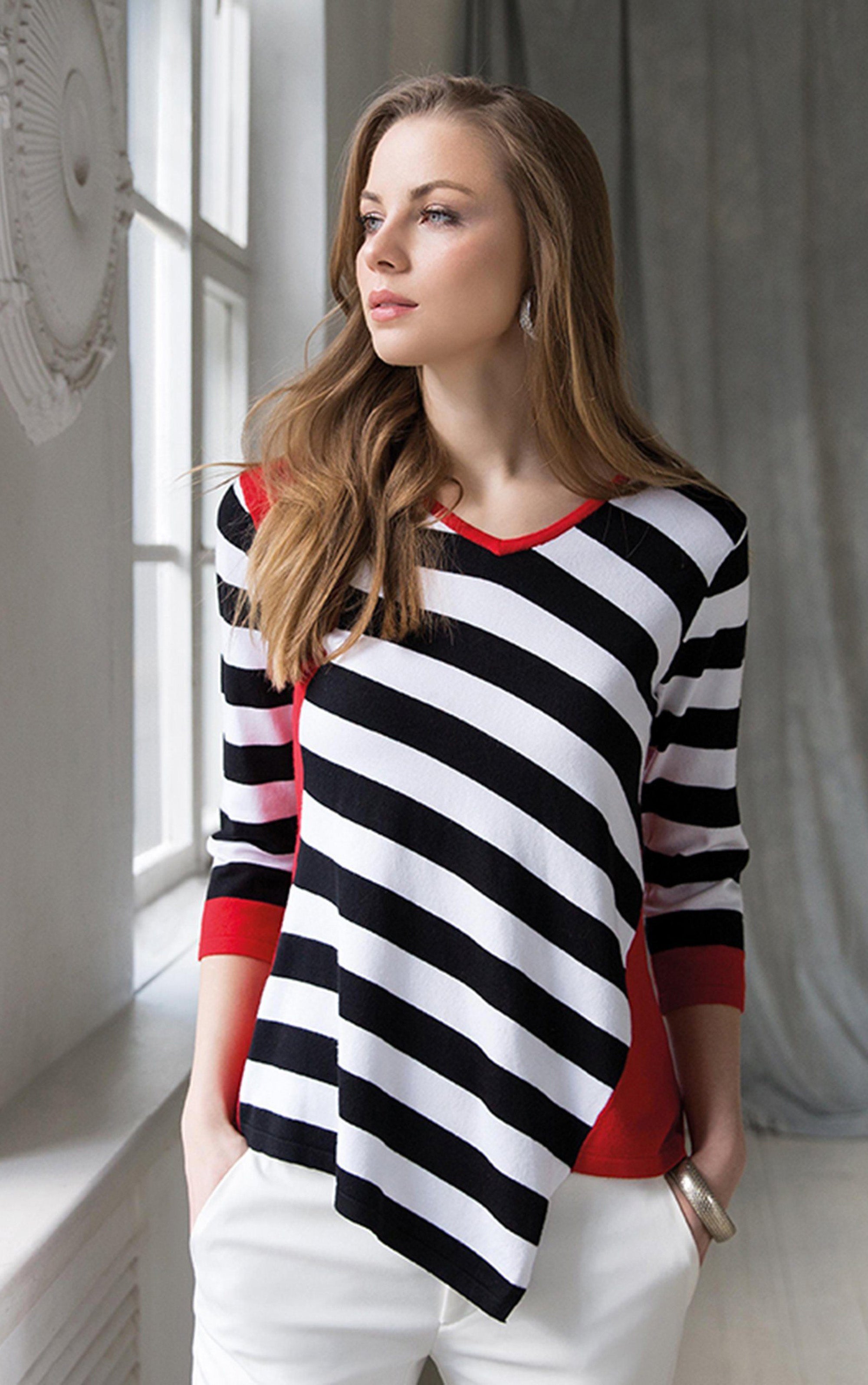 Pullover mit asymmetrischem Saum