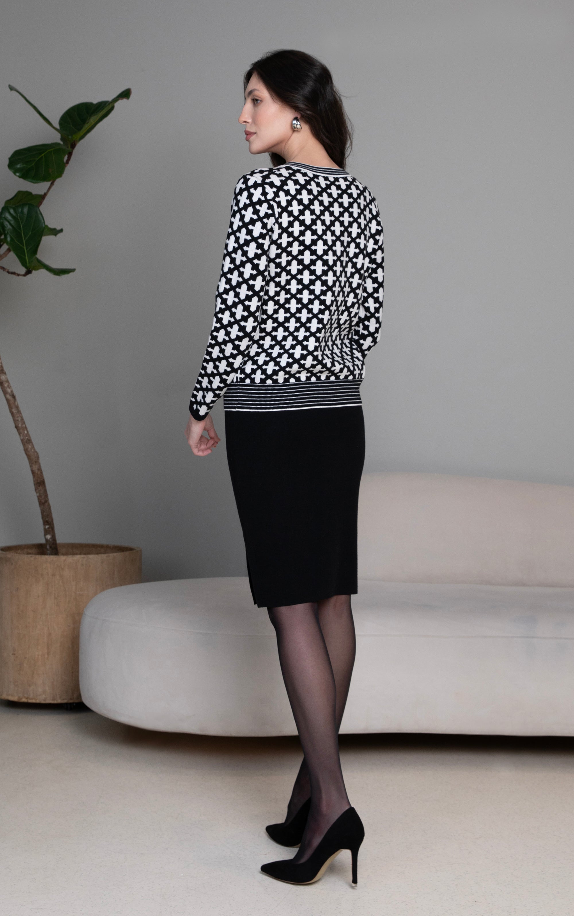 Strickjacke mit geometrischem Muster
