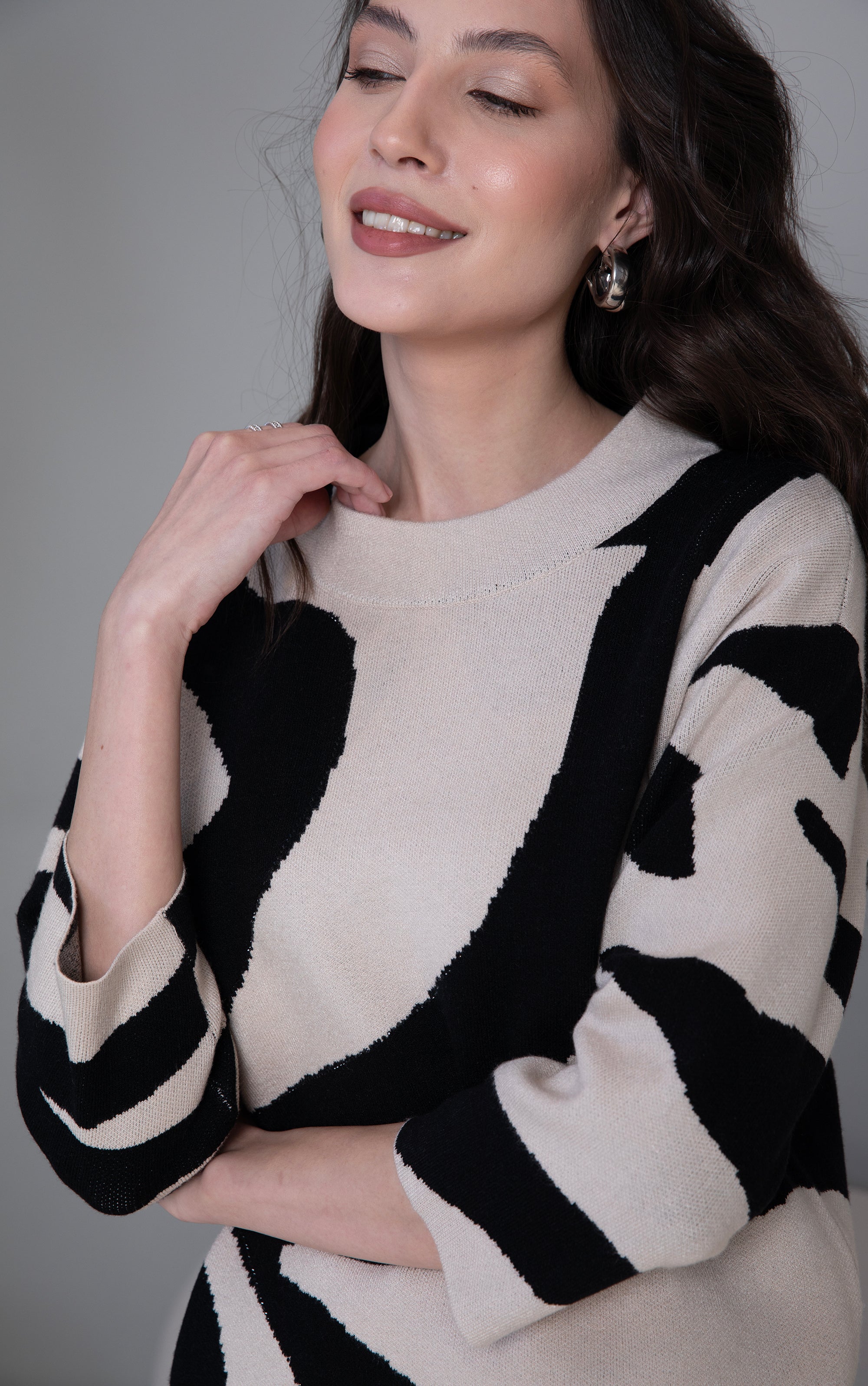 Strickpullover mit abstraktem Muster