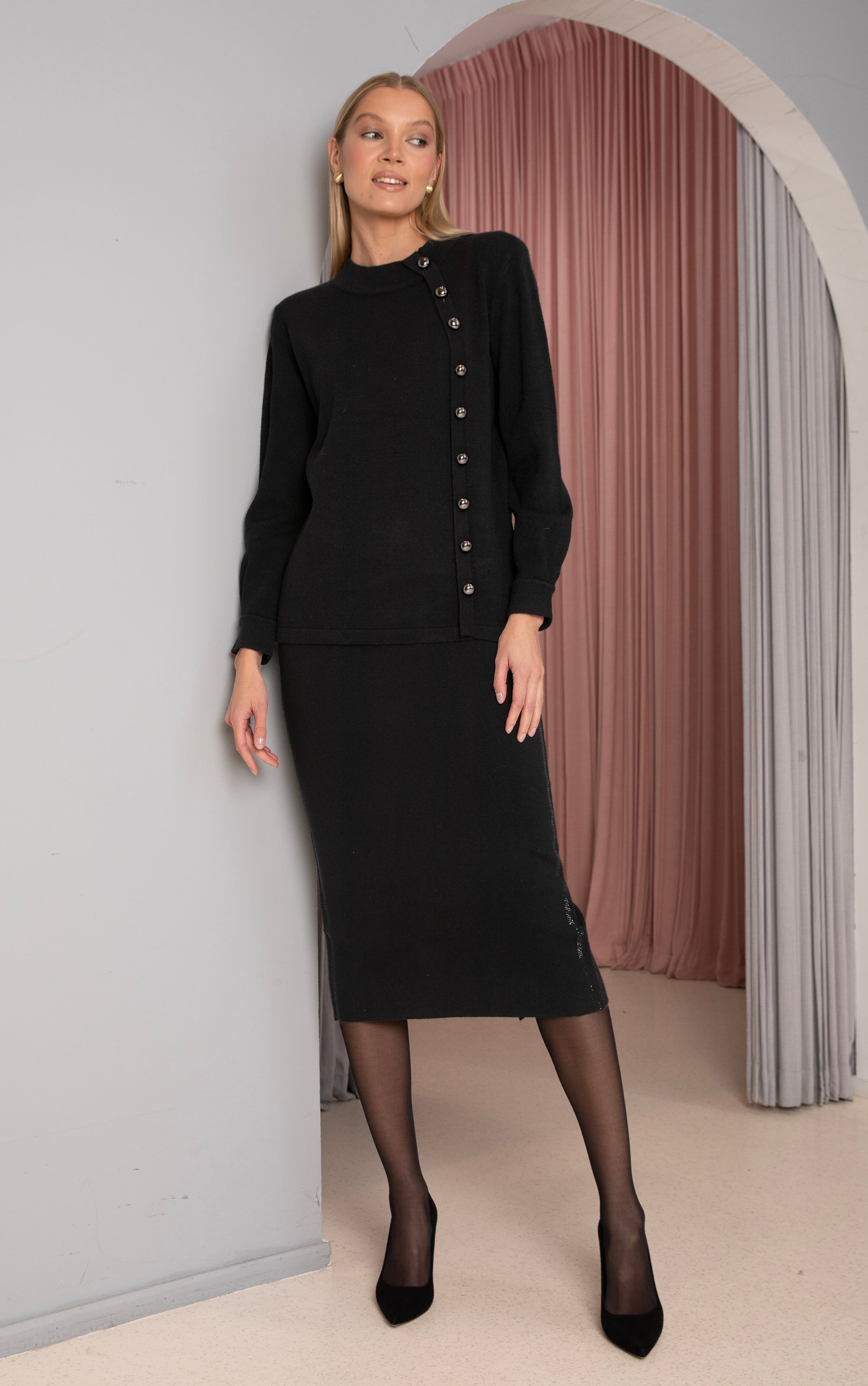 Pullover mit seitlicher Knopfleiste