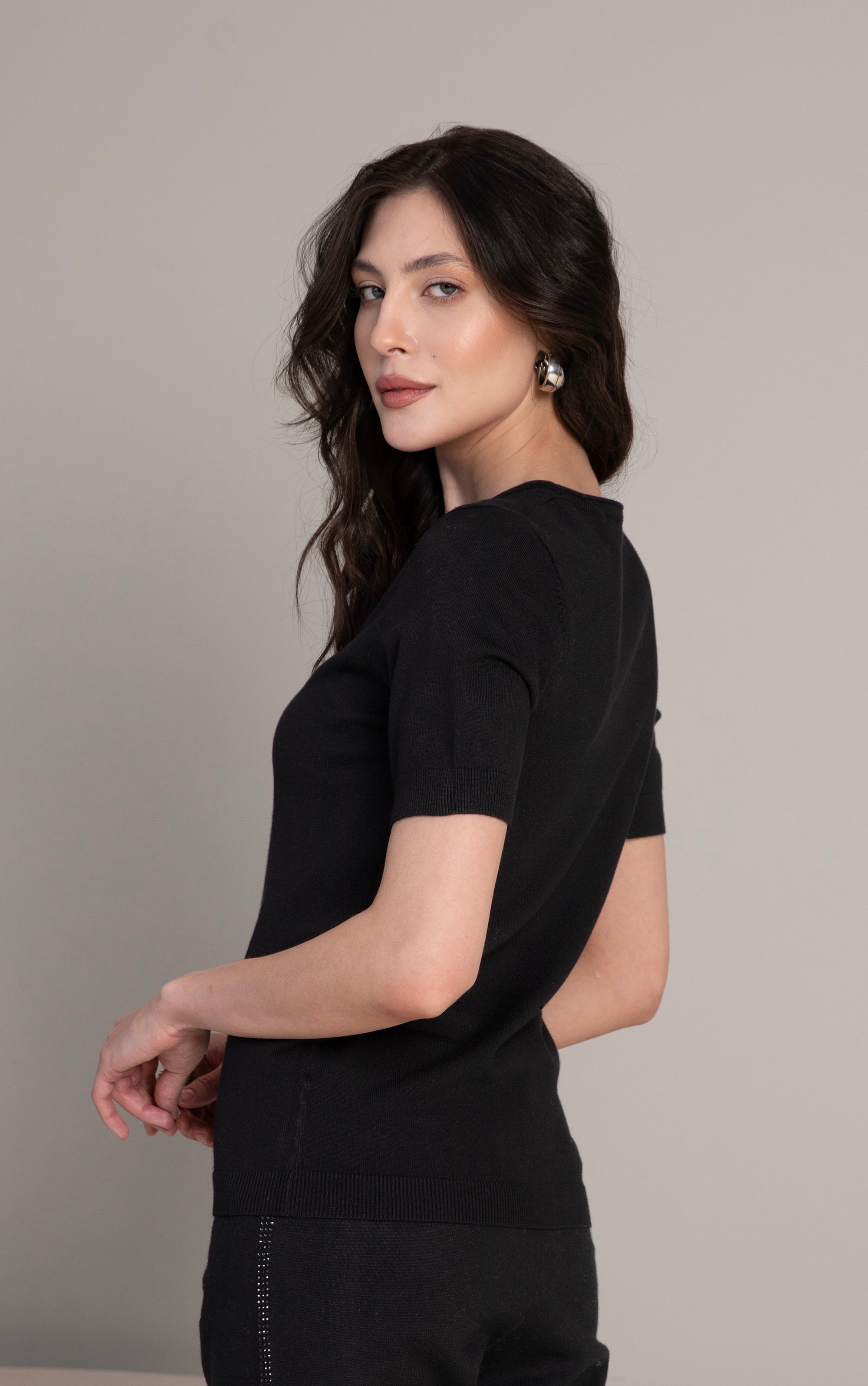 Twinset in Schwarz mit Zopfmuster