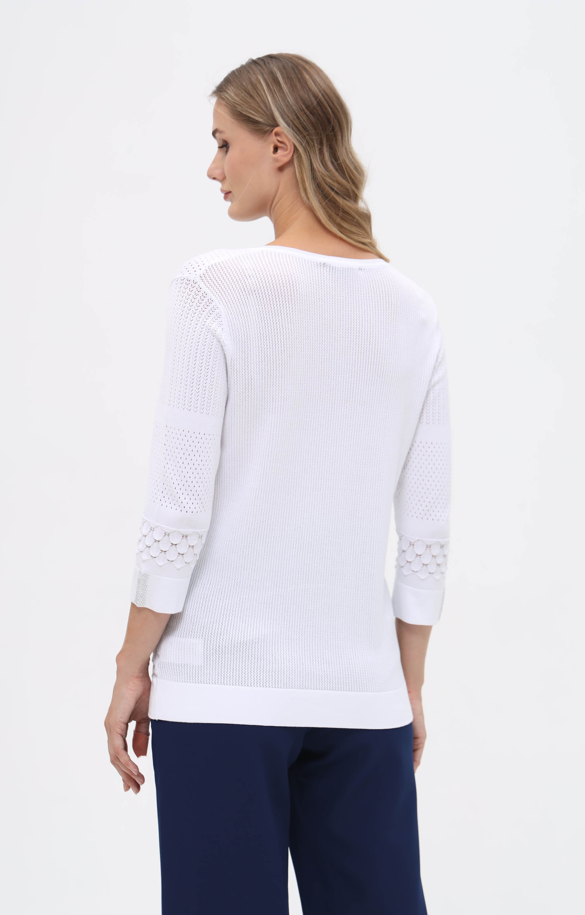 Strickpullover mit Strukturmuster und Strassdetails