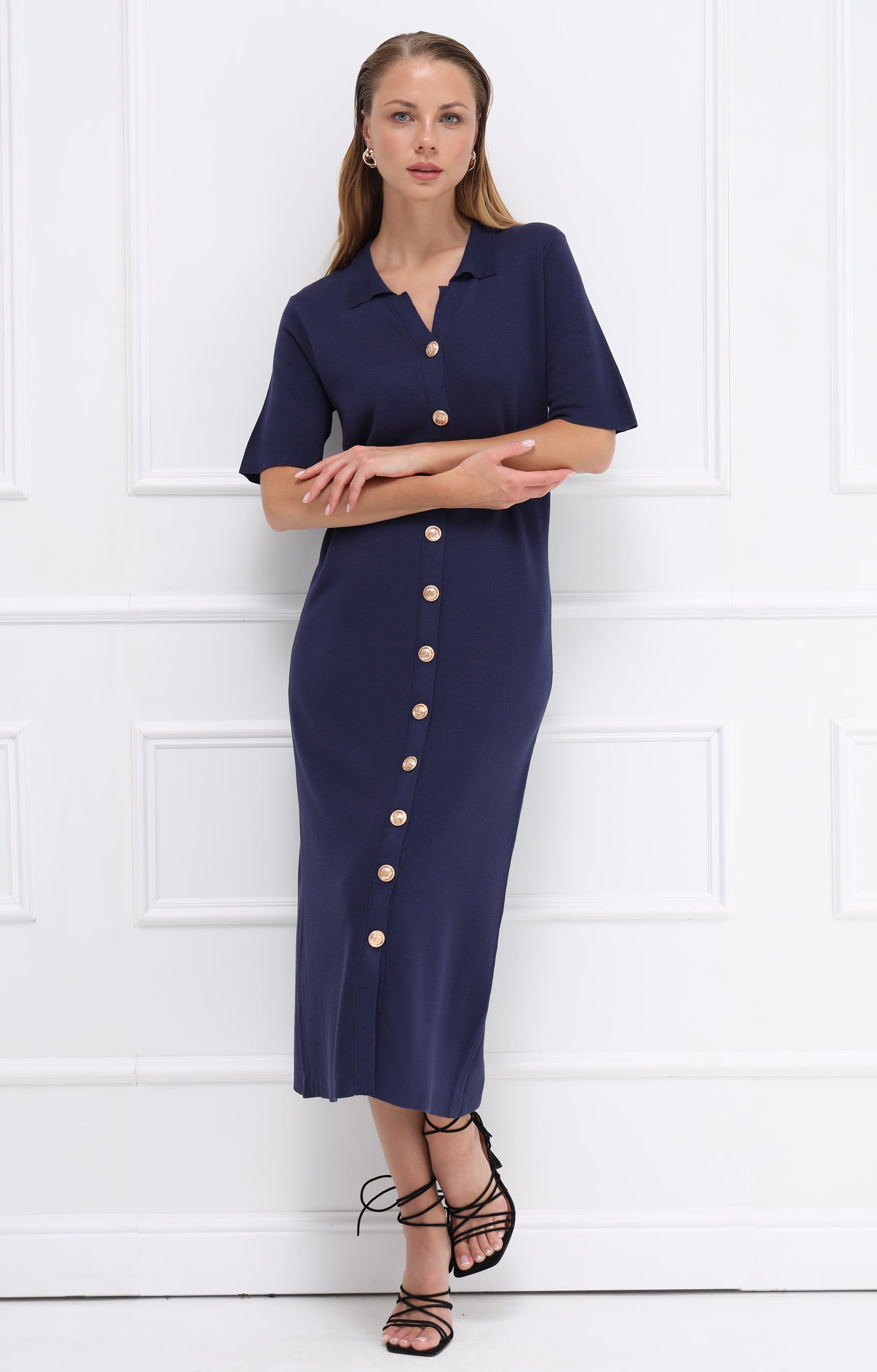 Kleid mit durchgehender Knopfleiste