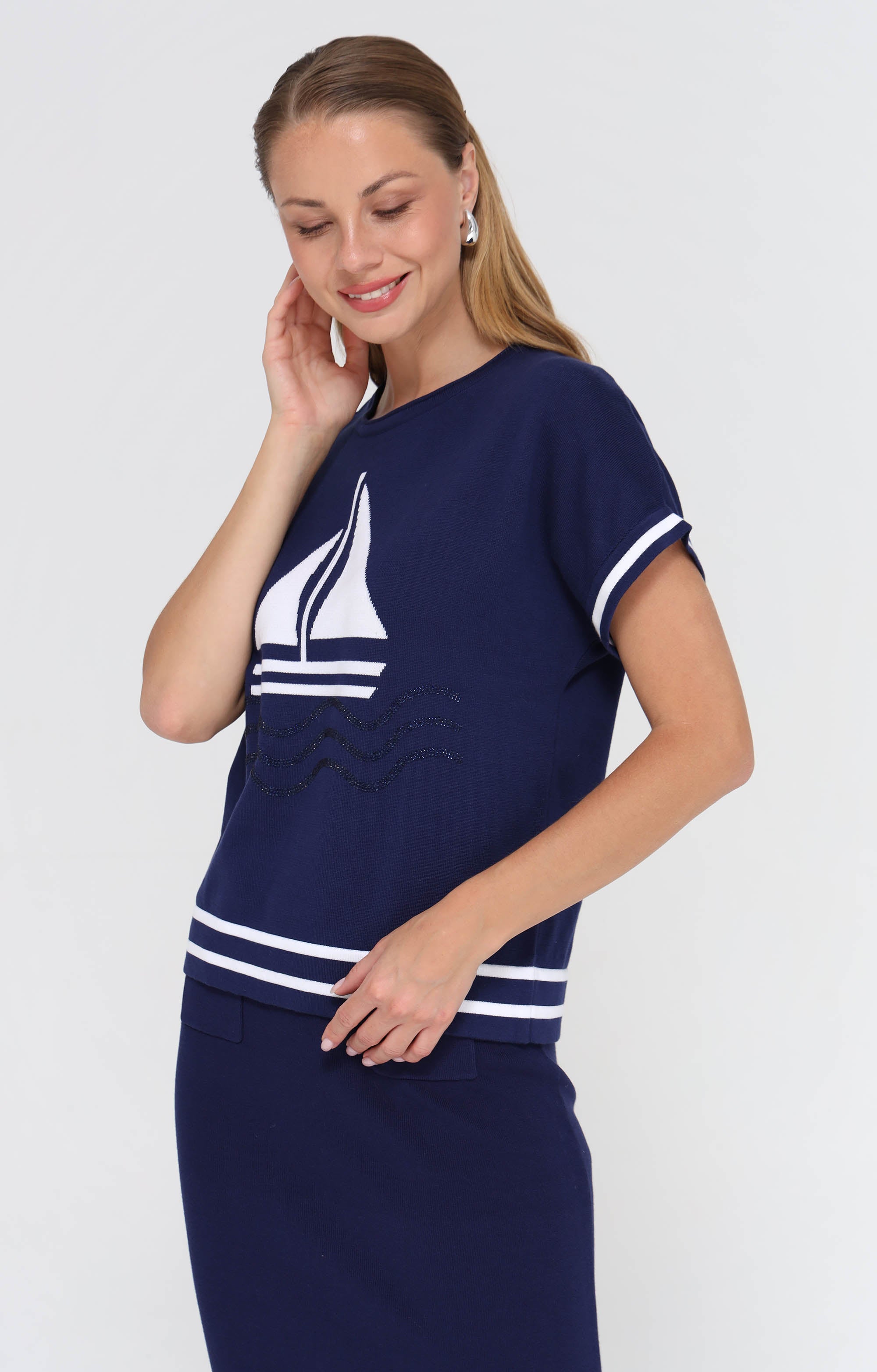 T-Shirt mit Segelboot-Motiv