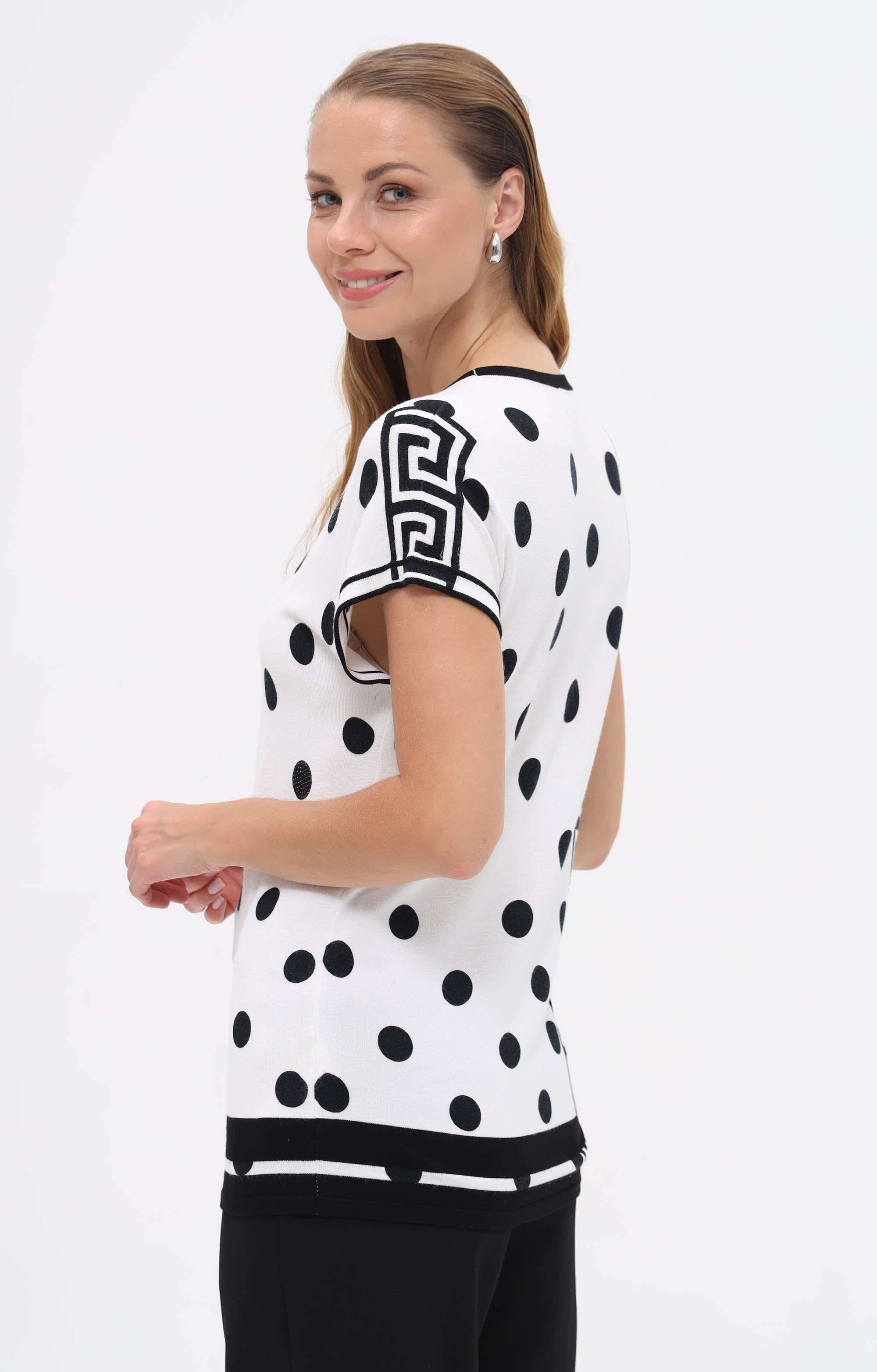 T-Shirt mit geometrischem Ornamentmuster und Punkten