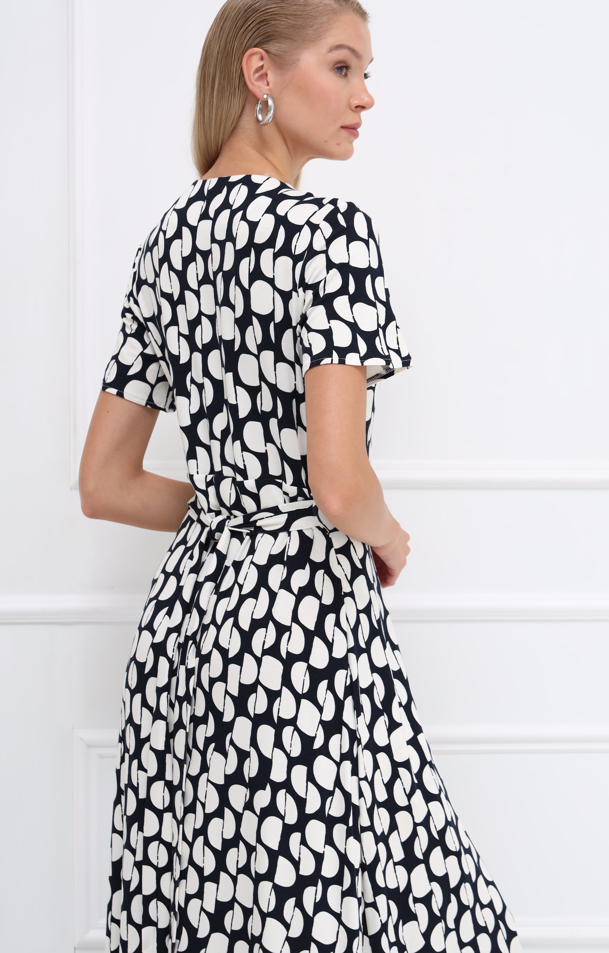 Kleid im Wickelstil