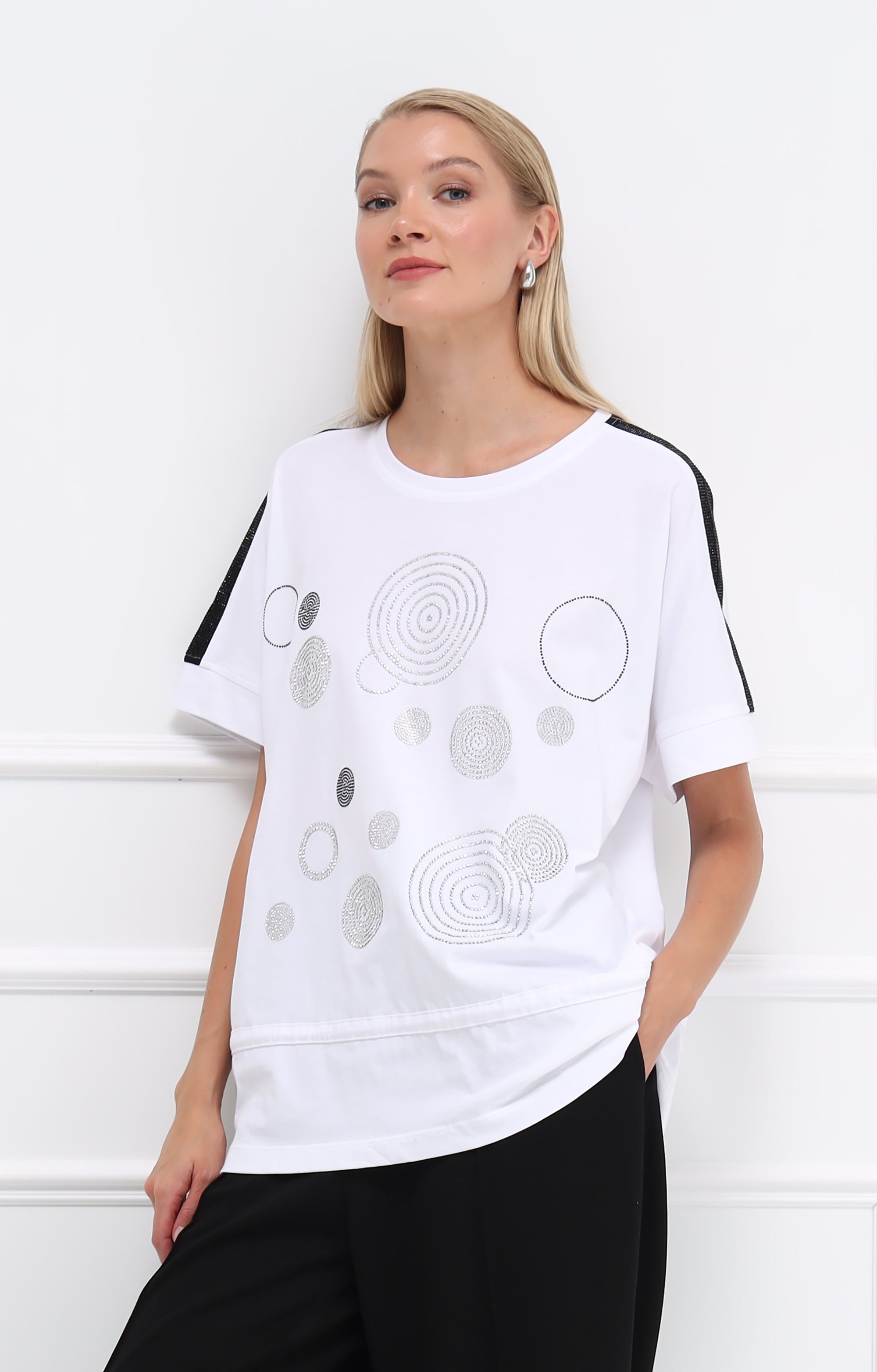 T-Shirt mit Strasssteinen