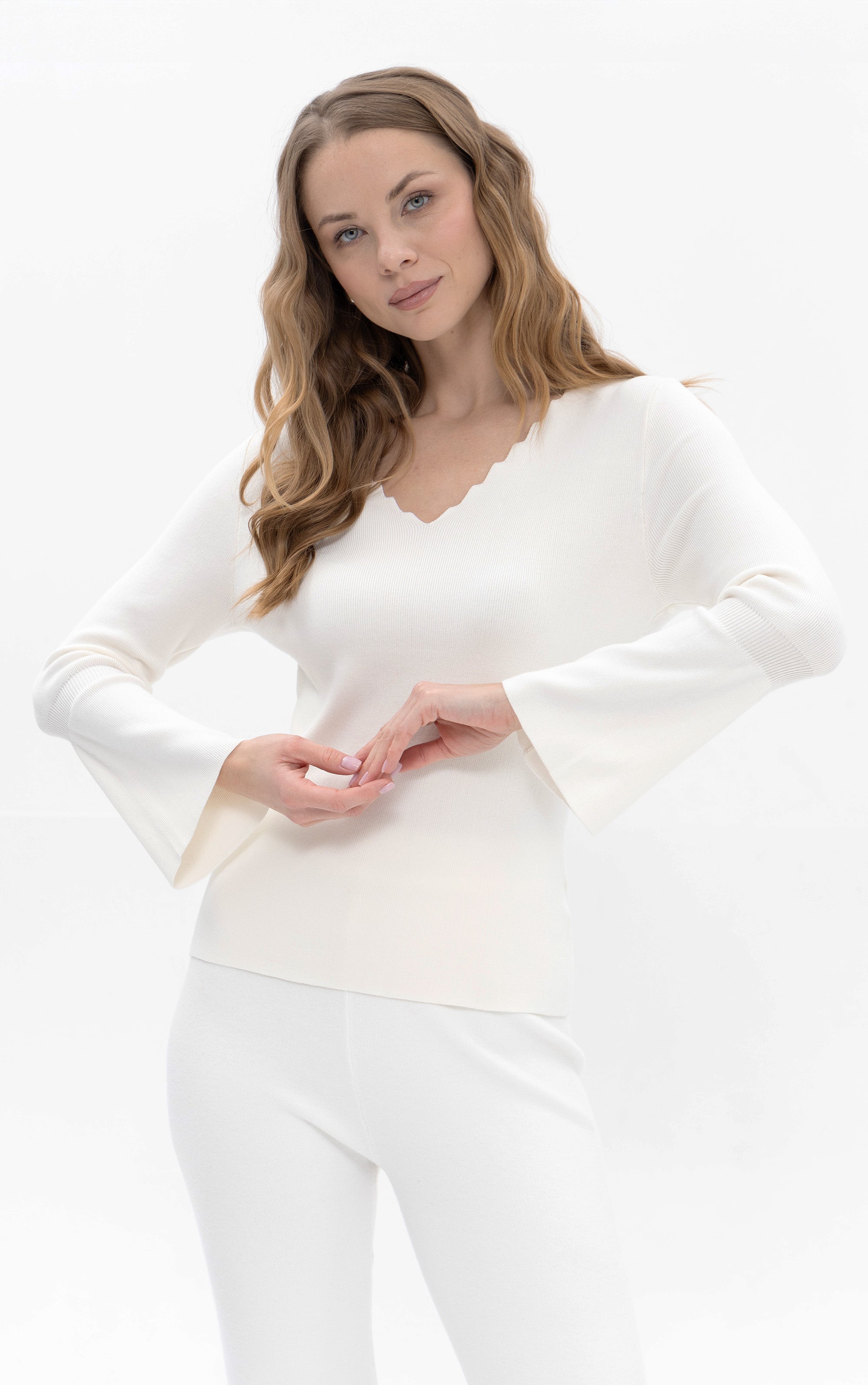Pullover mit ausgestellten Ärmeln