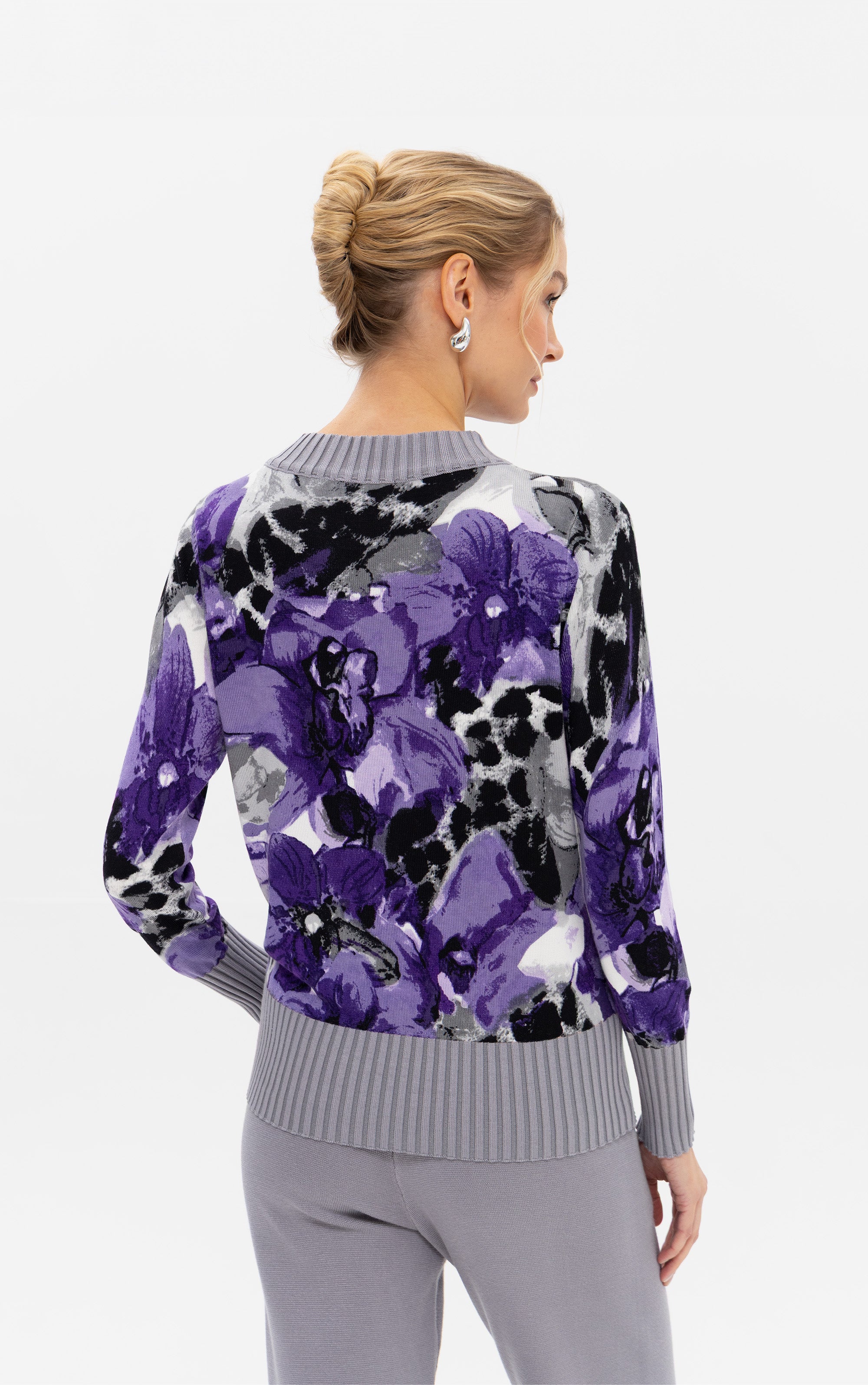 Pullover mit Blumenmotiv