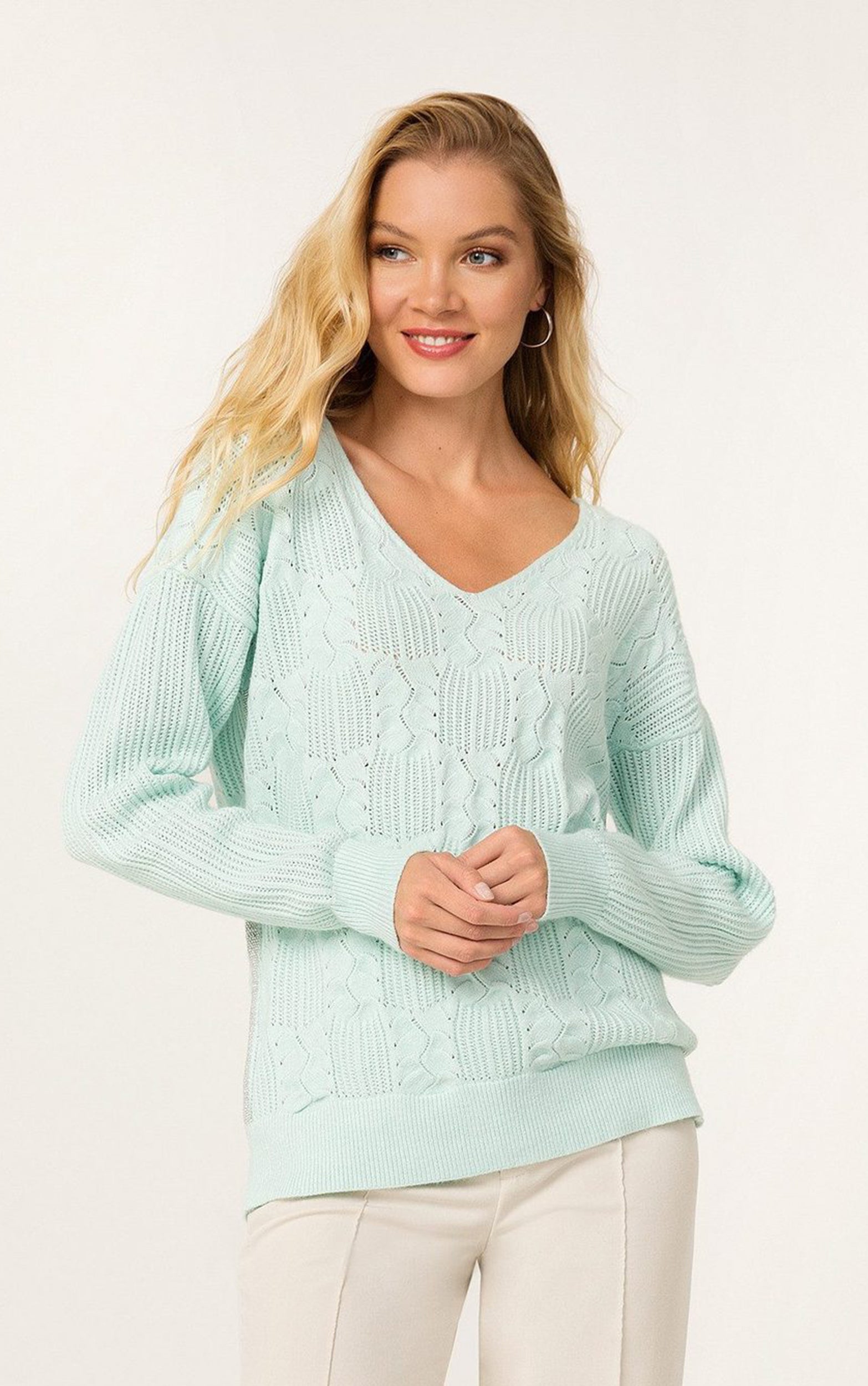Strickpullover Strukturstrick und Strassdetails
