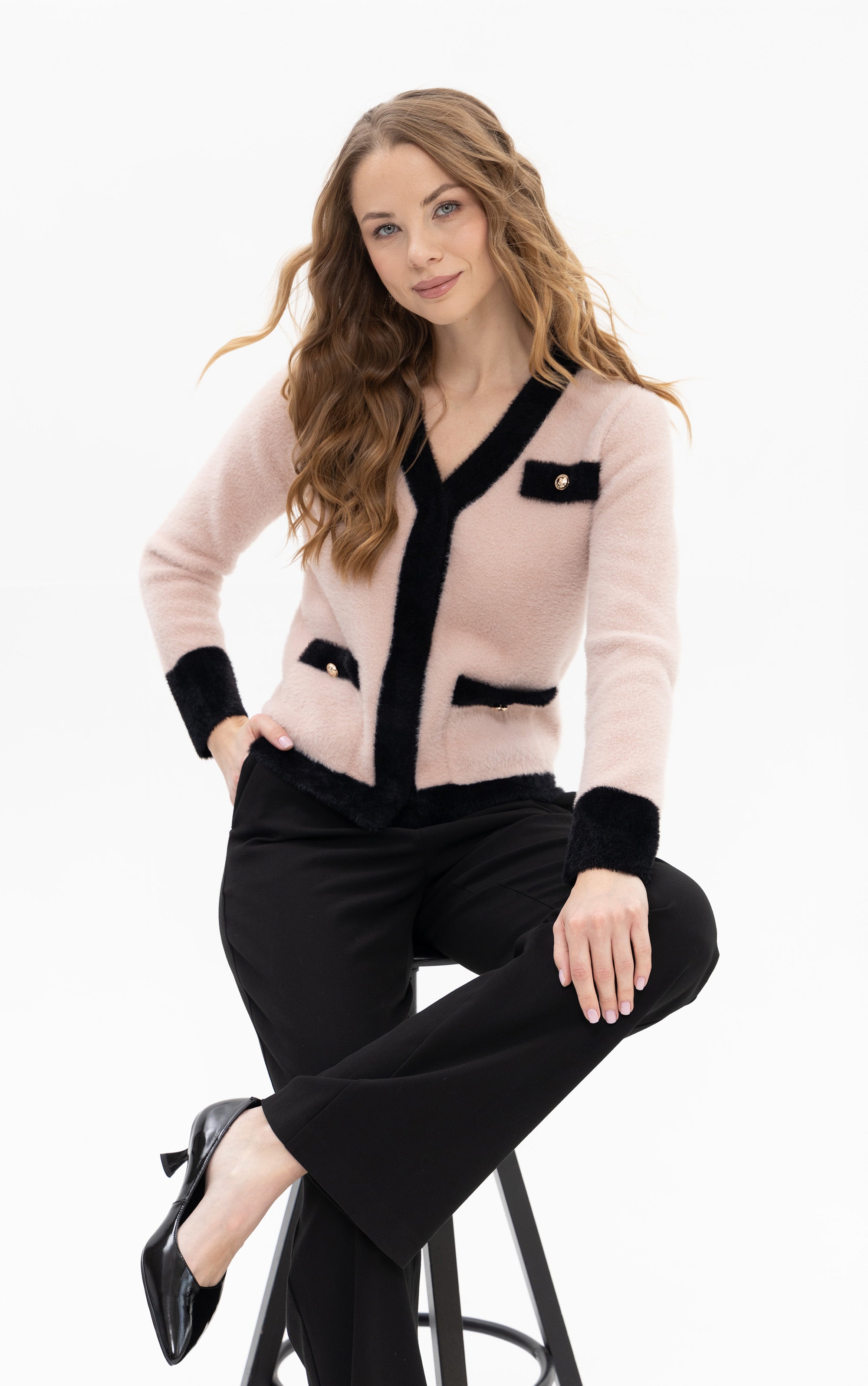 Cardigan mit Kontrastdetails