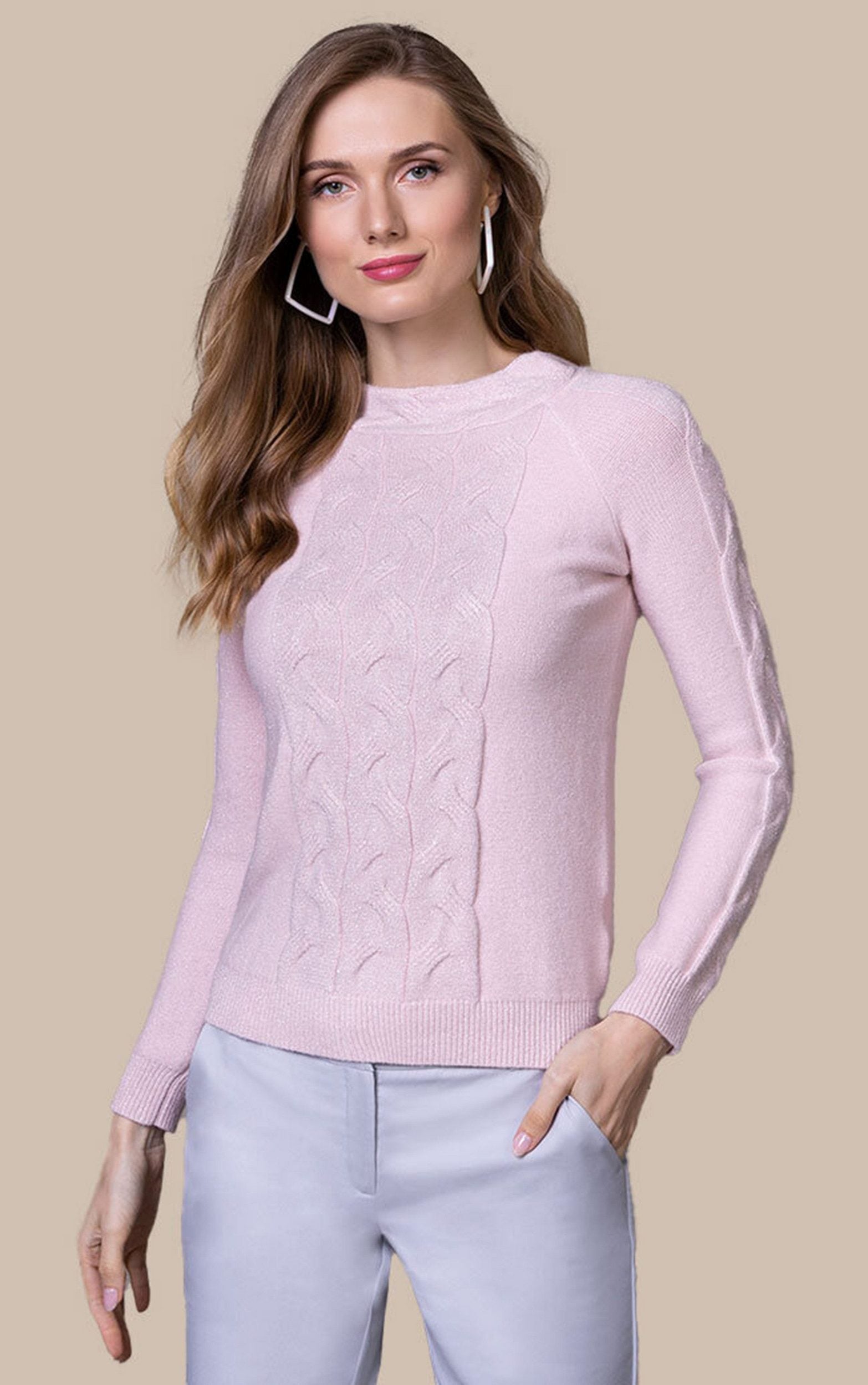 Pullover mit Zopfmusterstrick