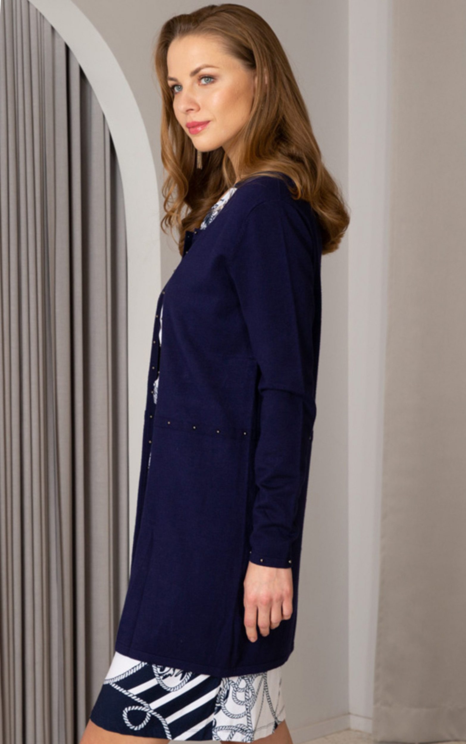 Strickjacke mit dezenten Nieten