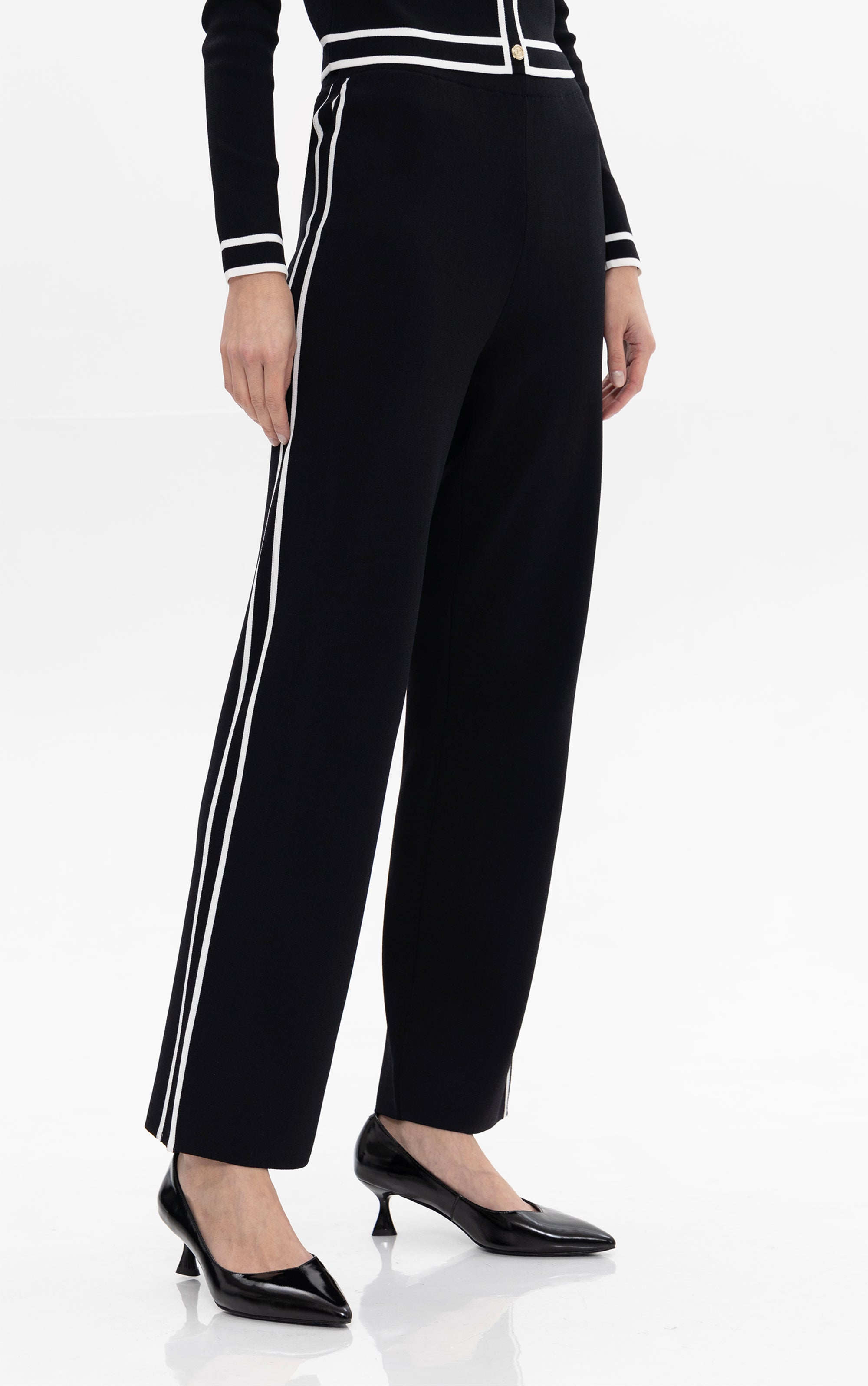 Strickhose mit Kontraststreifen