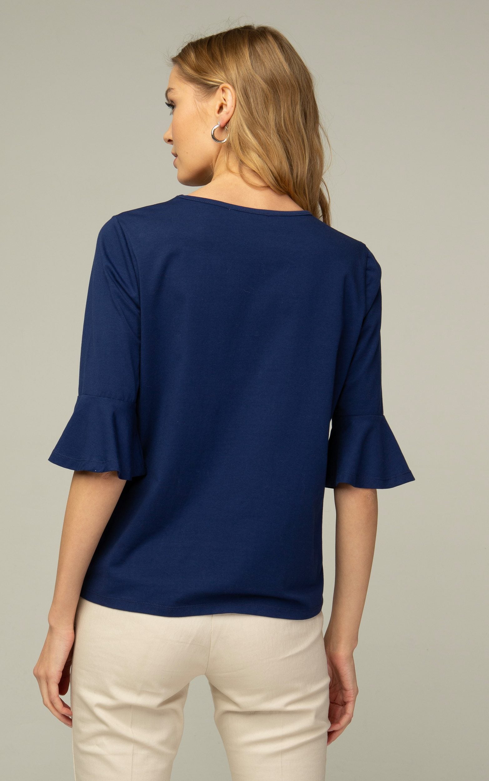 T-Shirt mit Blumenapplikation