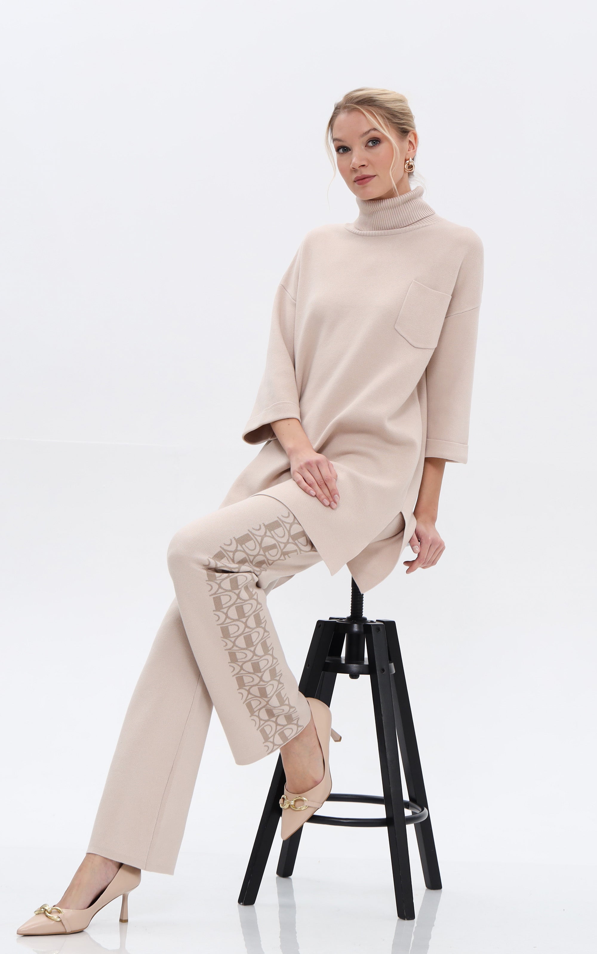 Longpullover mit Rollkragen
