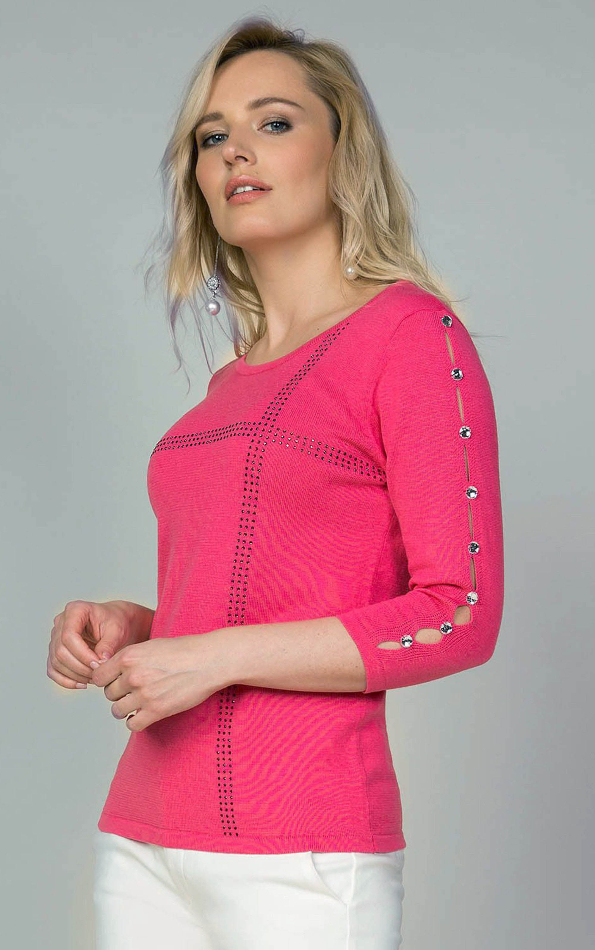 Pullover mit Glitzerstreifen und Schlitzöffnungen