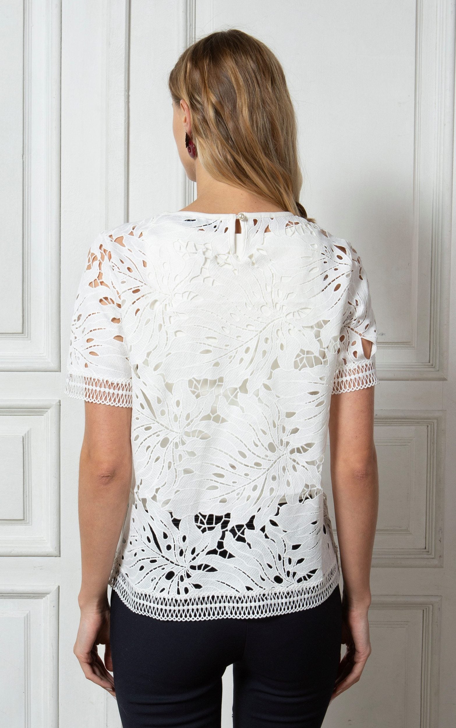 T-Shirt aus Spitze mit Blattmuster