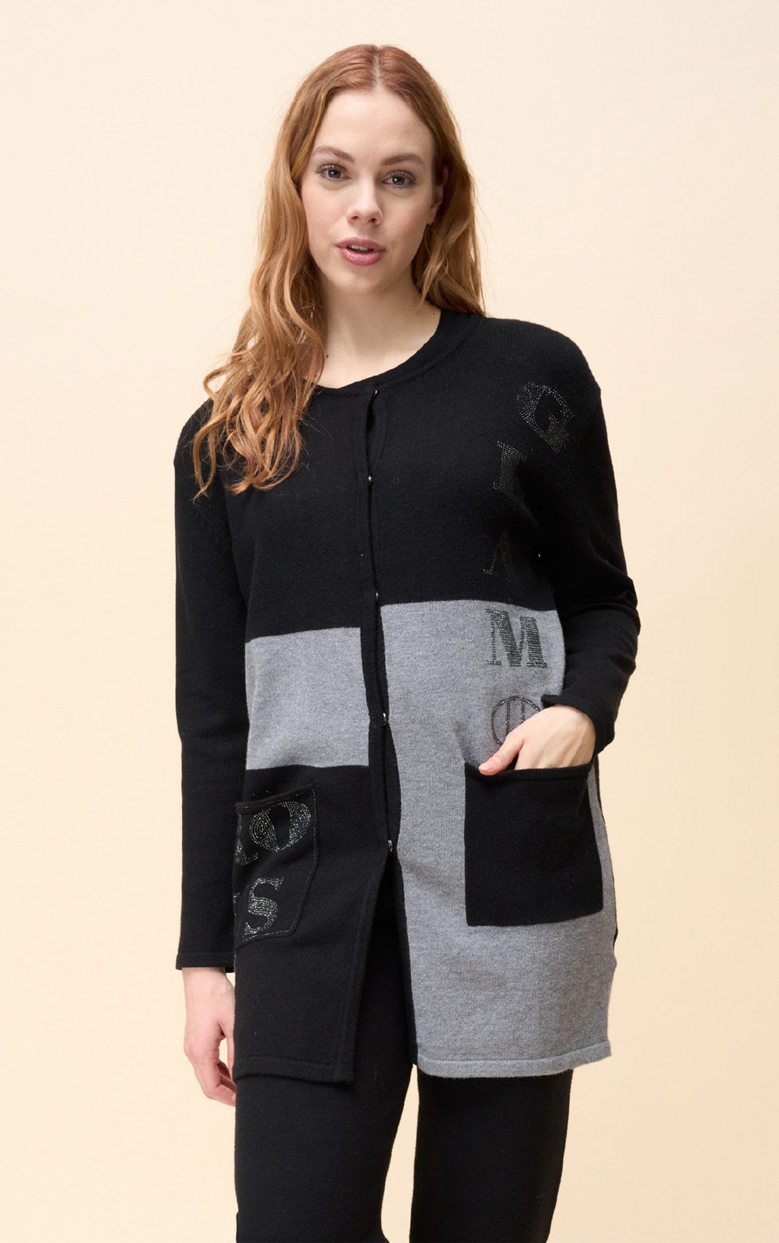 Strickjacke im Color Block-Design mit Strassdetails