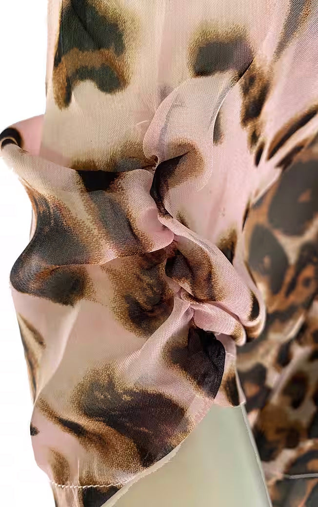 Chiffon-Tunika mit Leopardenmuster und Pailletten in Beige-Rosa