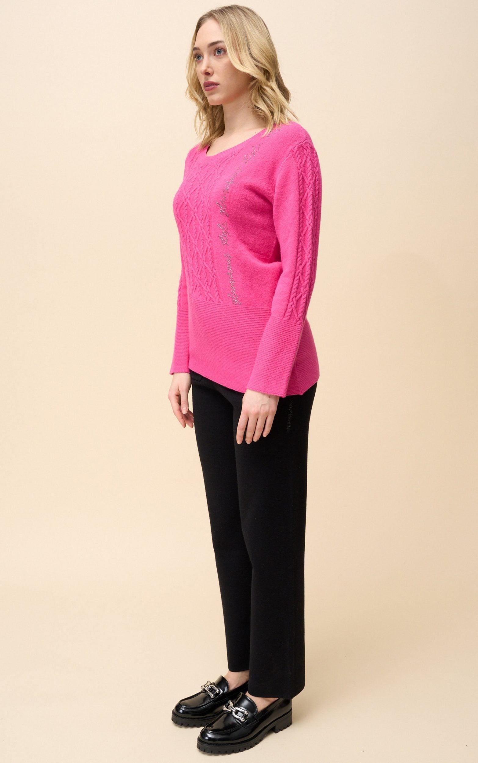 Strickpullover mit Strass-Schriftzug