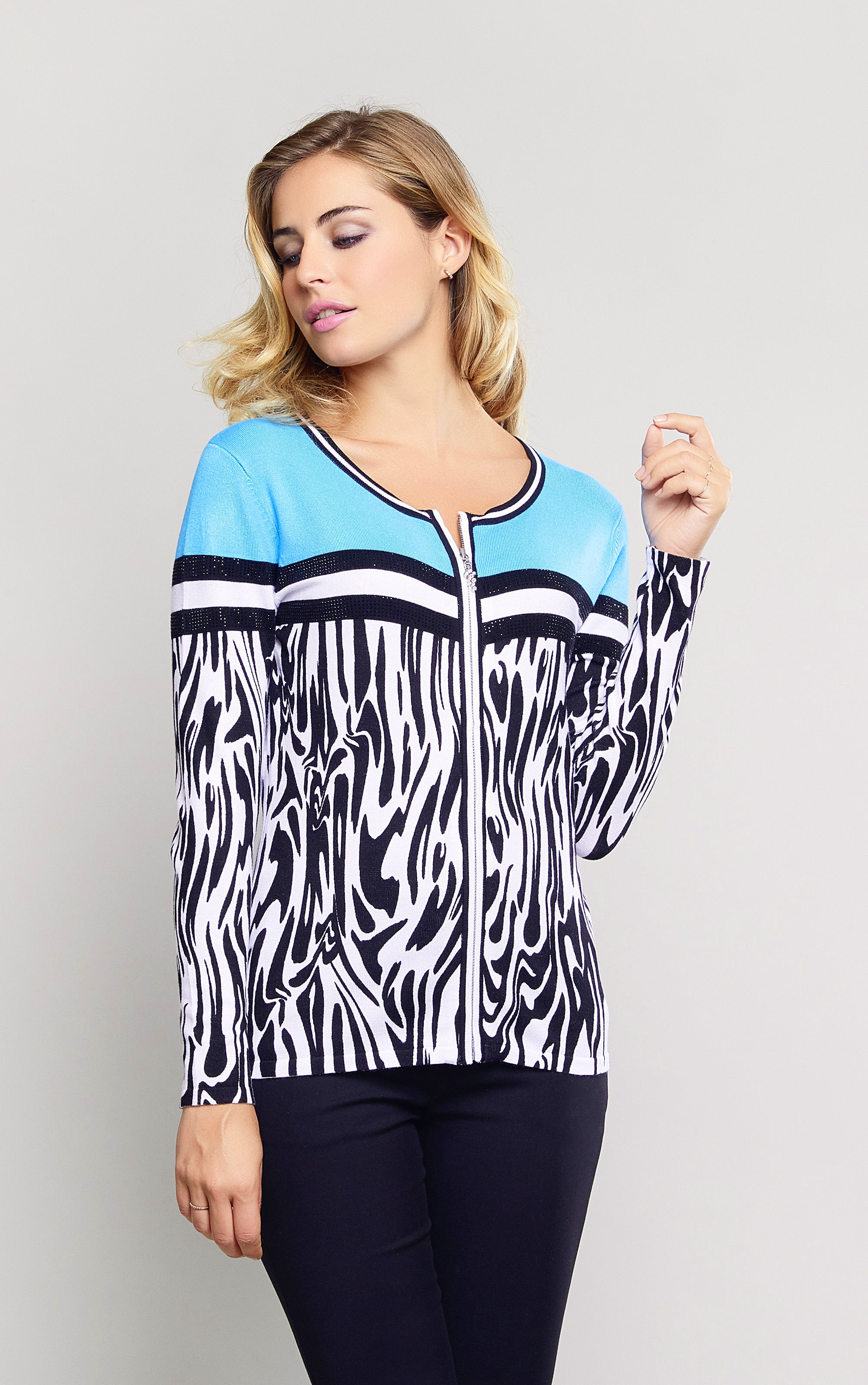 Strickjacke mit Zebramuster