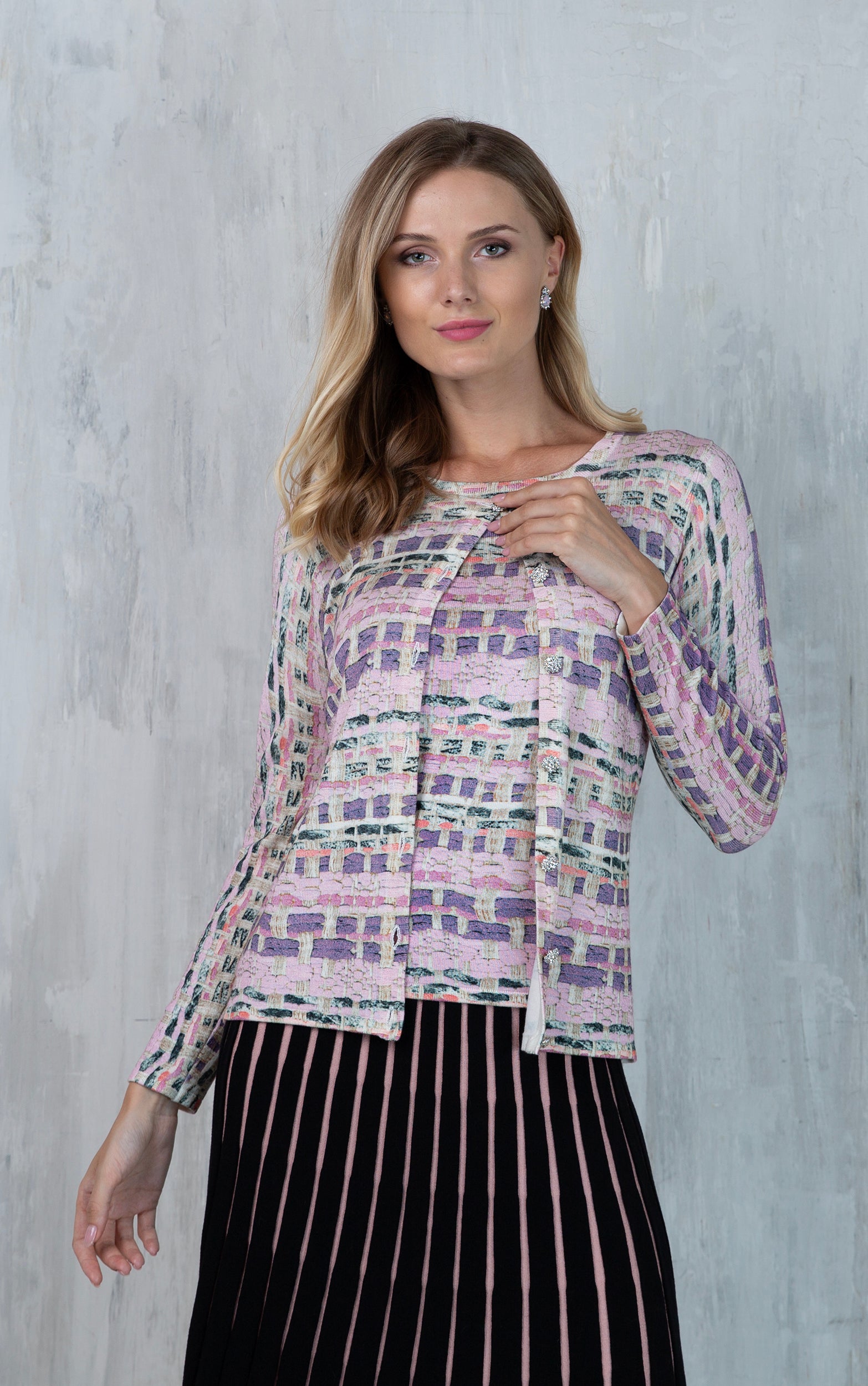 Twinset mit Trompe-l'oeil Webmuster