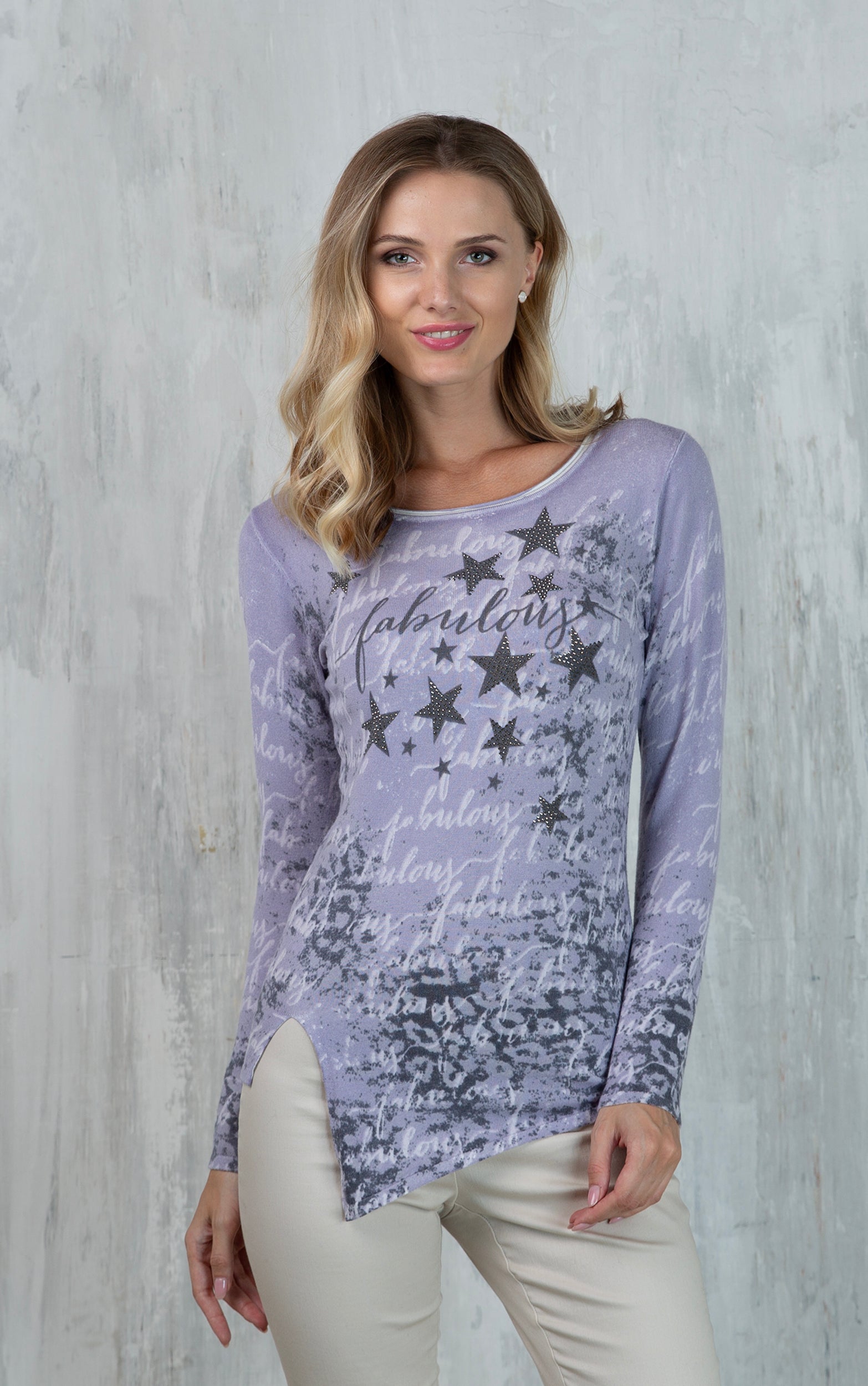 Strickpullover mit Sternenmuster und Strassdetails