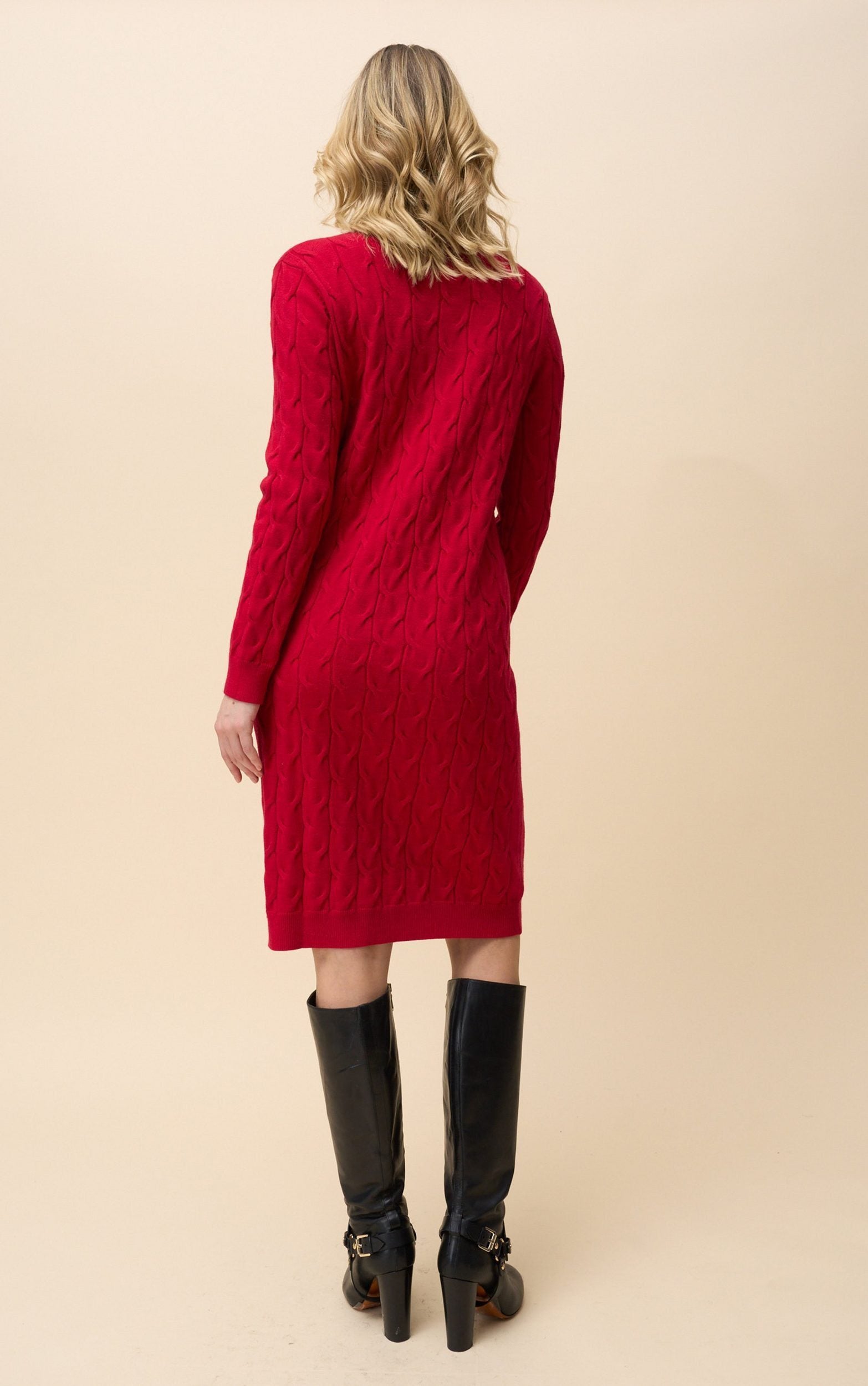 Strickkleid mit Zopfmuster