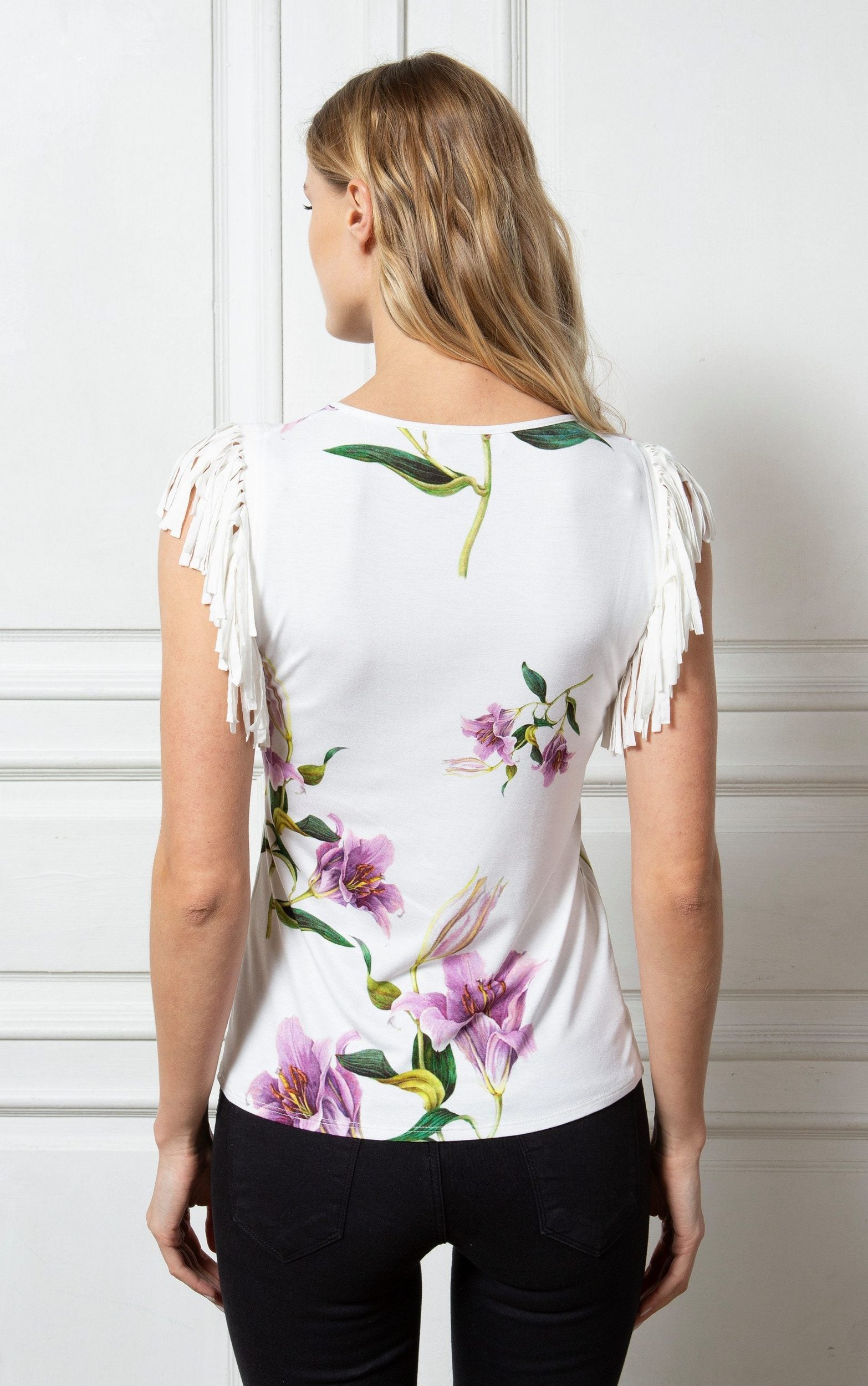 T-Shirt mit Lilien-print und Fransen
