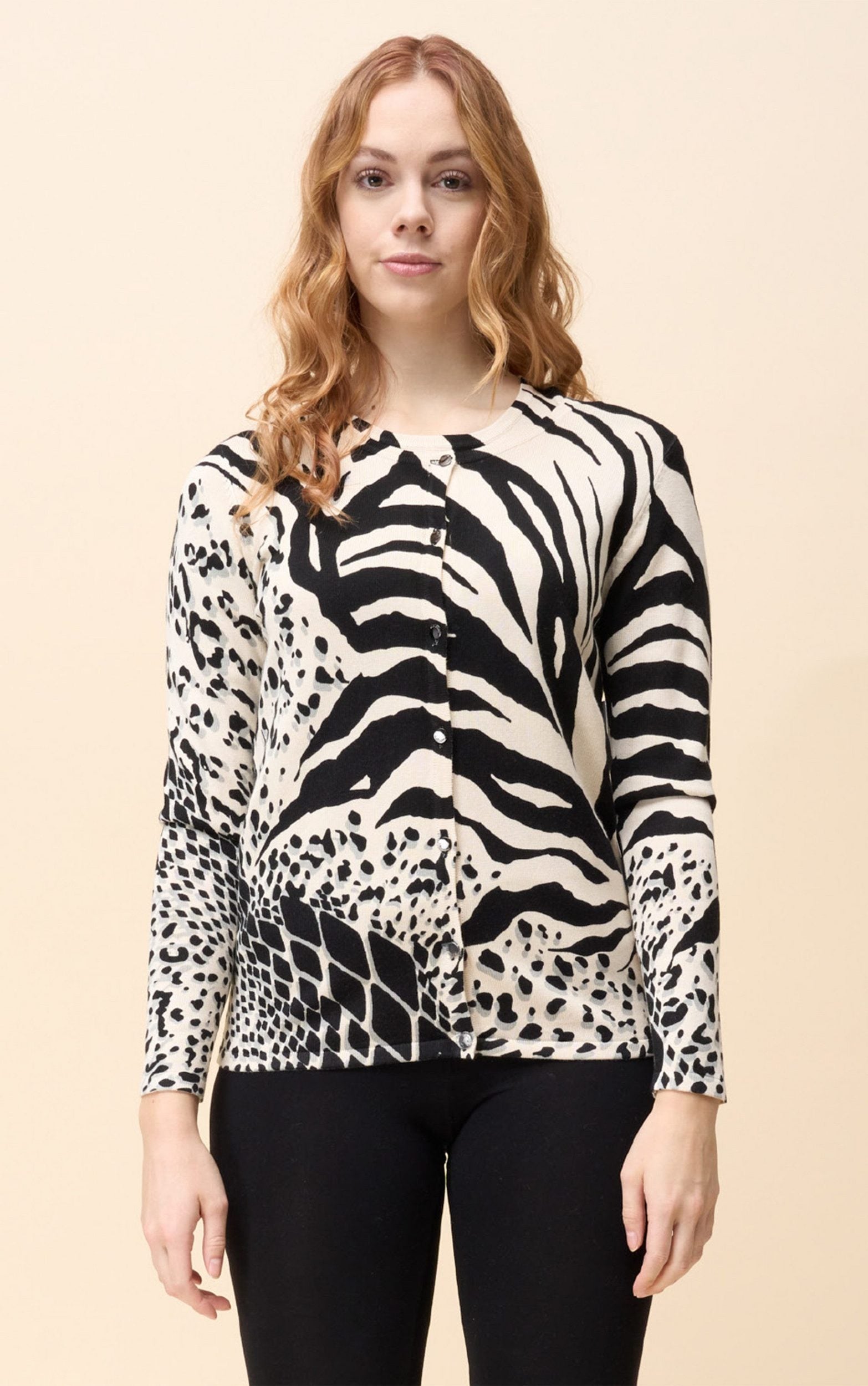 Twinset im grafischen Animalprint