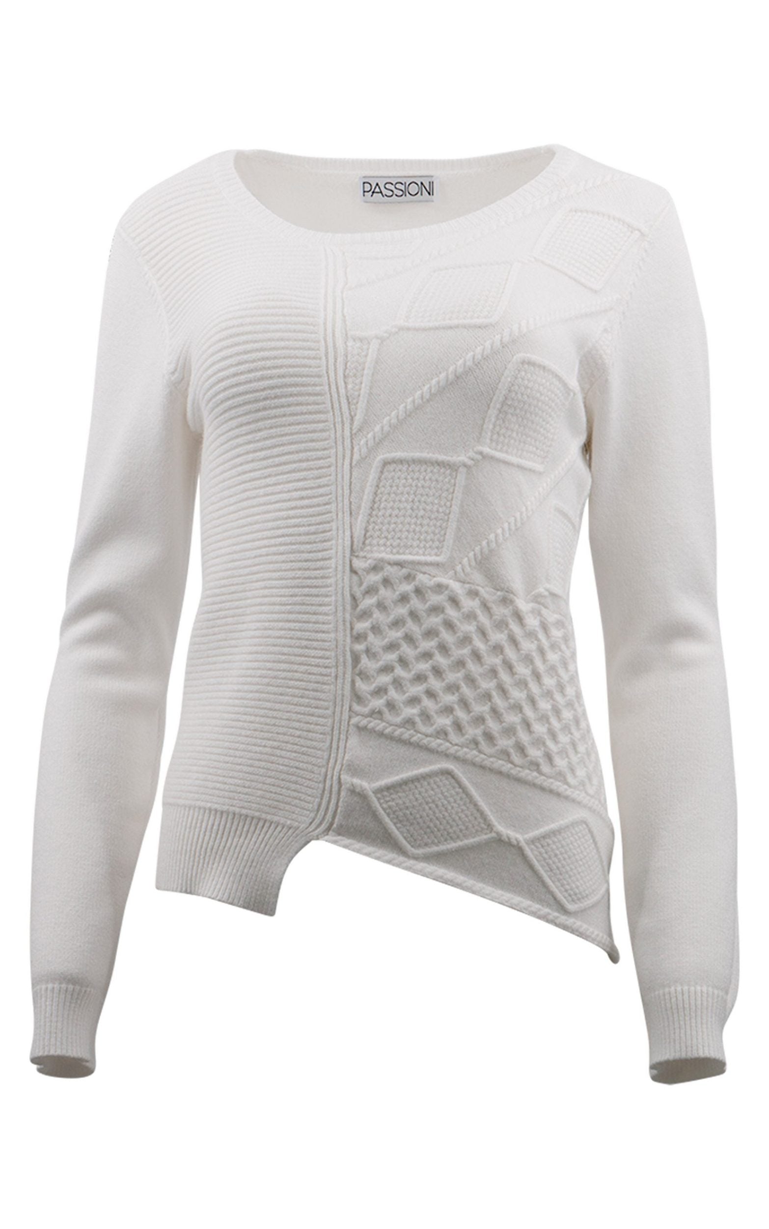 Asymmetrischer Pullover im Strickmuster-Mix