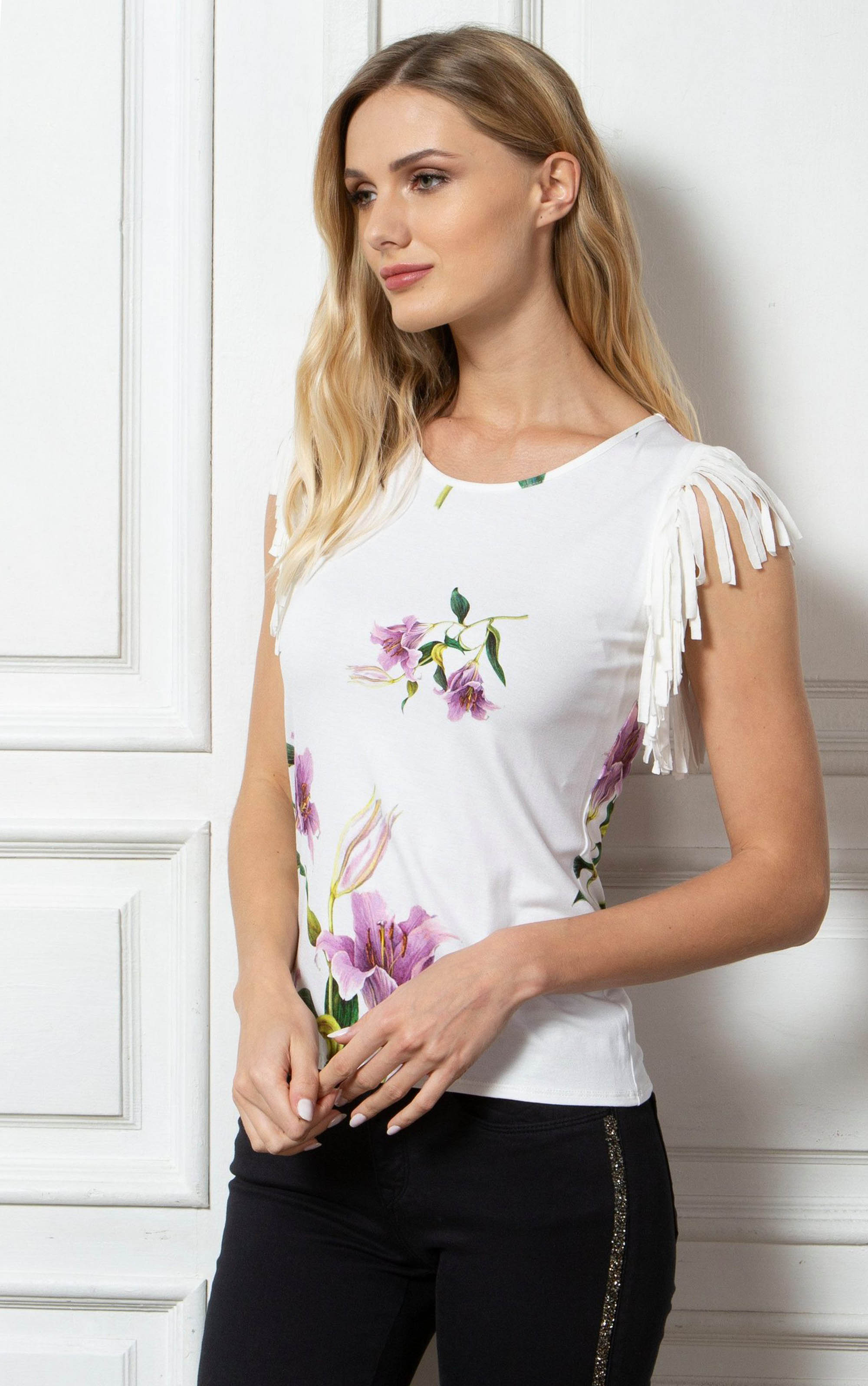 T-Shirt mit Lilien-print und Fransen