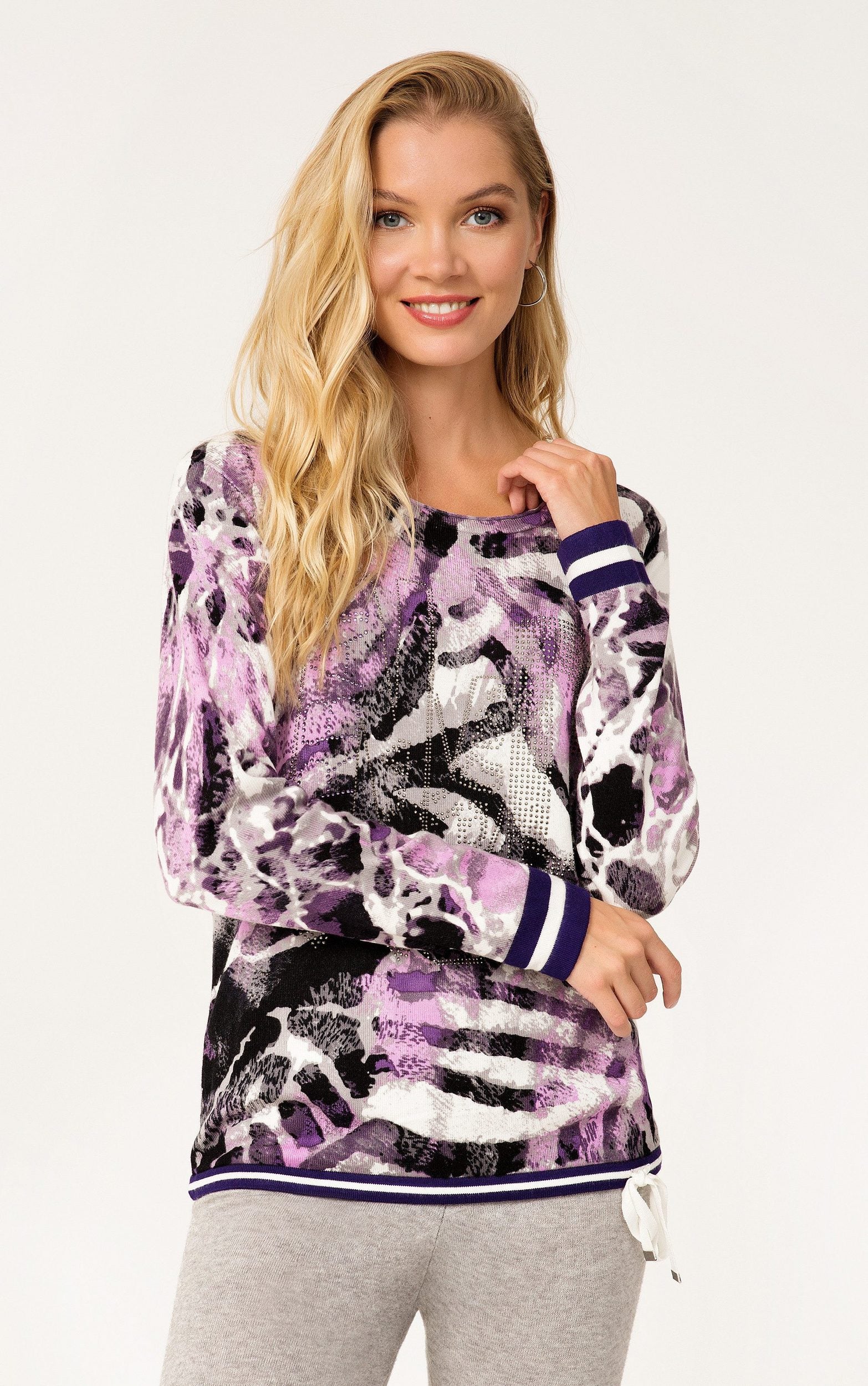 Strickpullover mit abstraktem Animal-Print und Strassdetails