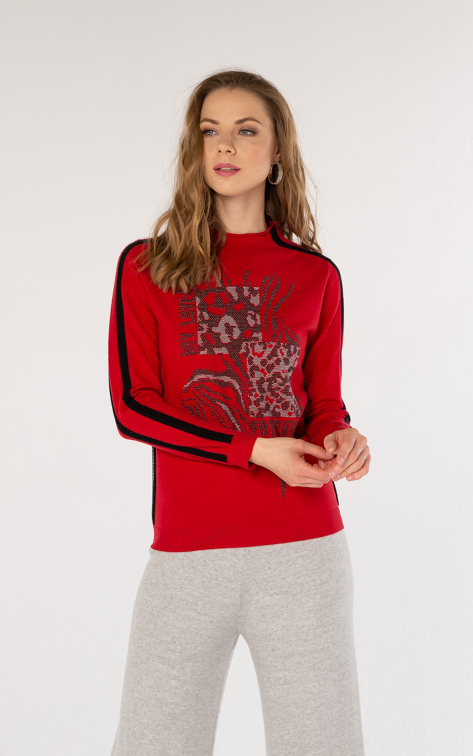 Strickpullover in Rot mit Leopardenmuster und „My Love Forever“-Schriftzug