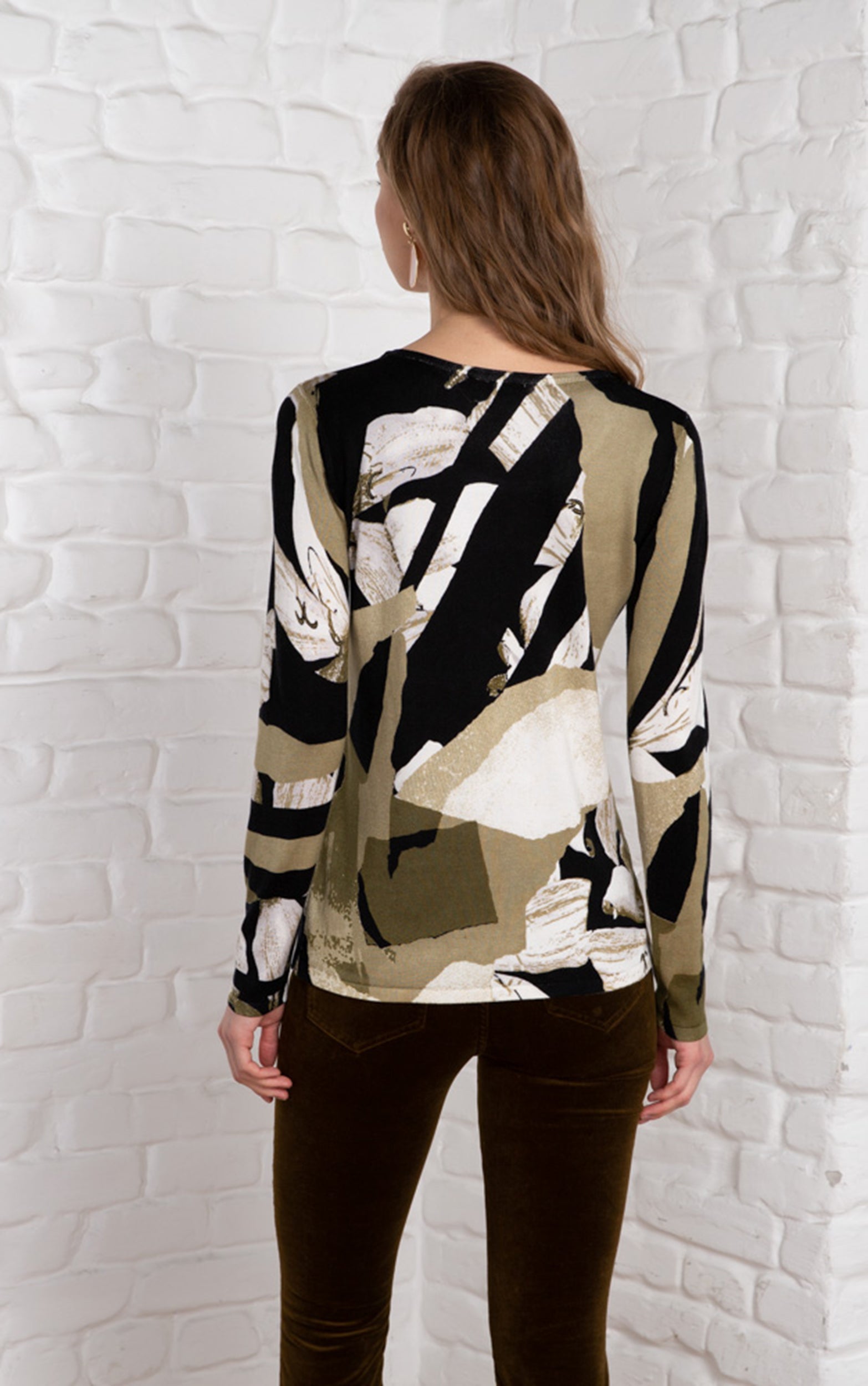 Strickpullover mit Blumenprint und Strassdetails