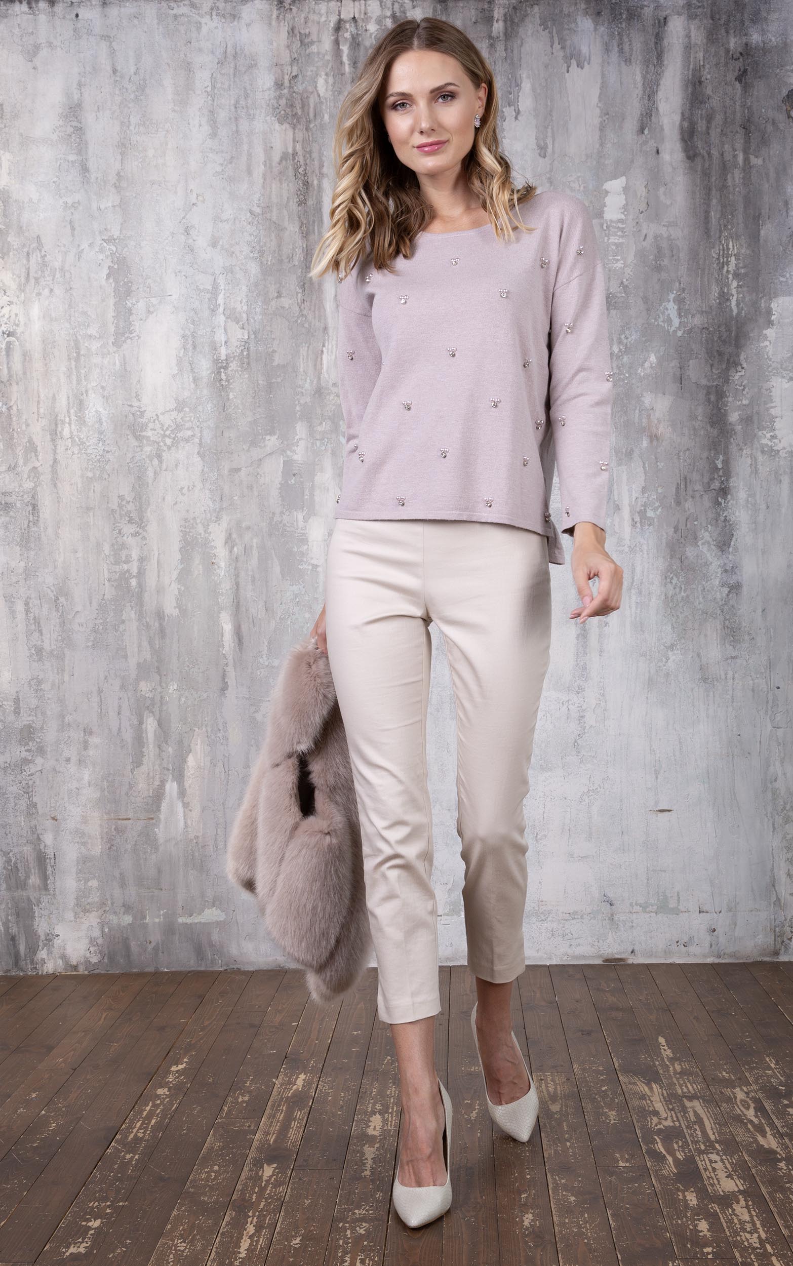Pullover mit Perlenverzierung