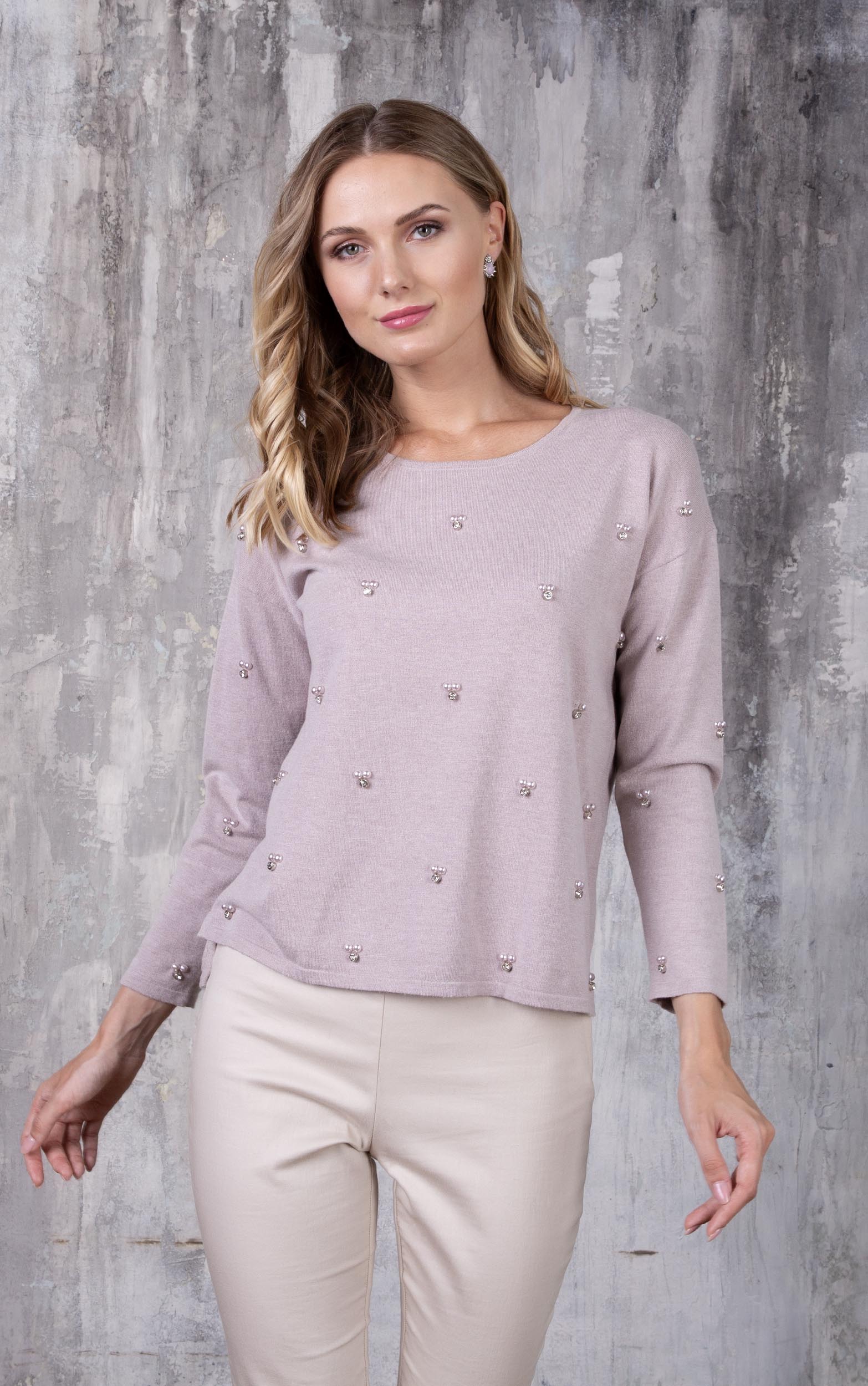 Pullover mit Perlenverzierung