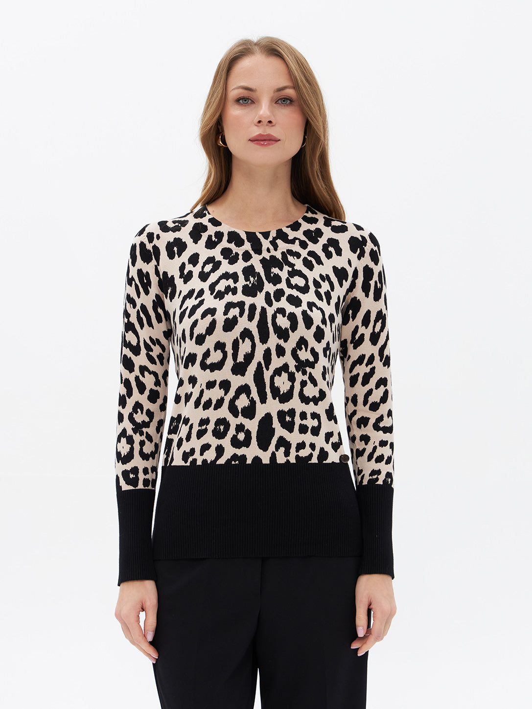 Strickpullover mit Leoprint