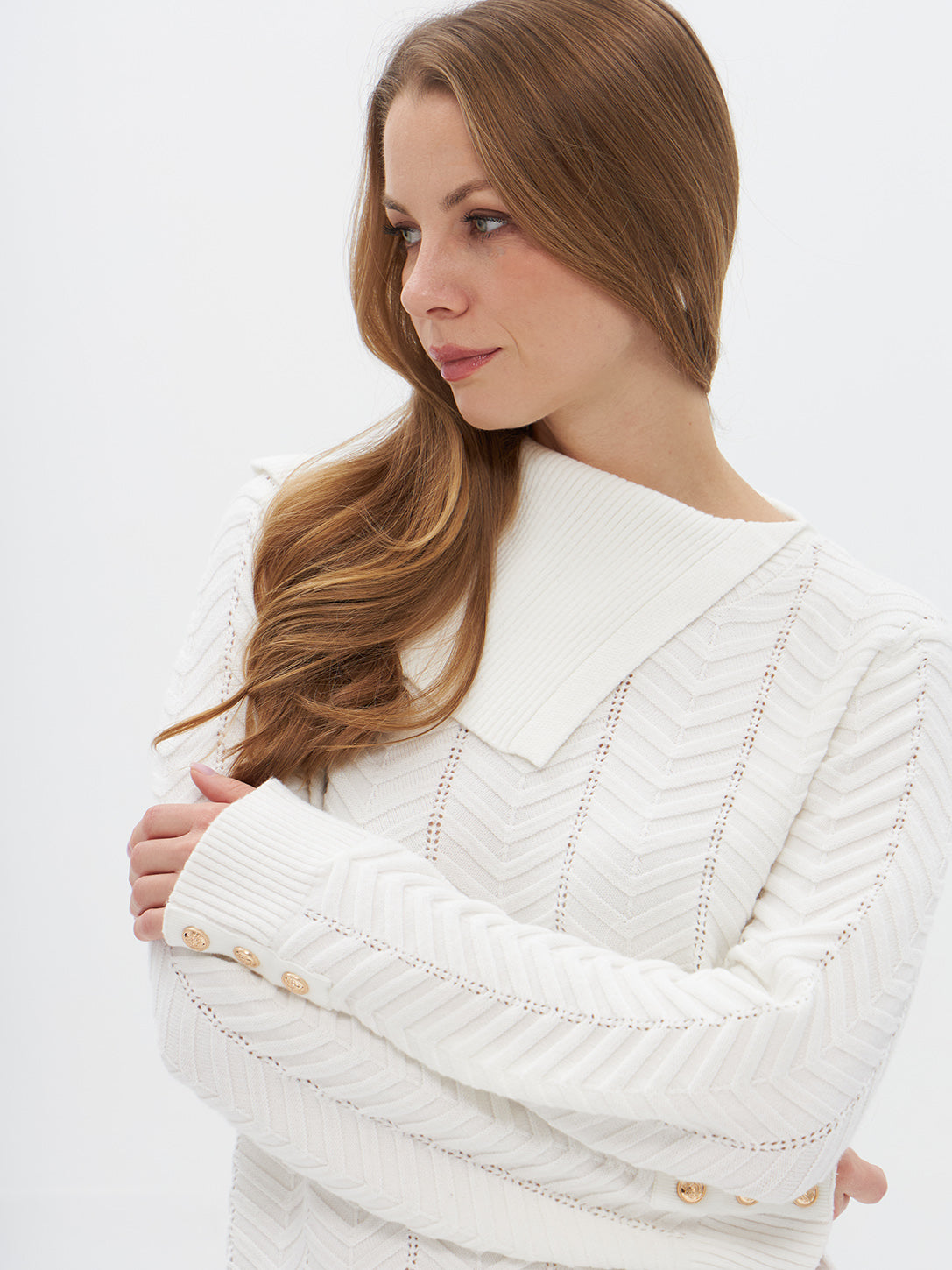 Strickpullover mit Zopfstrick und Umschlagkragen